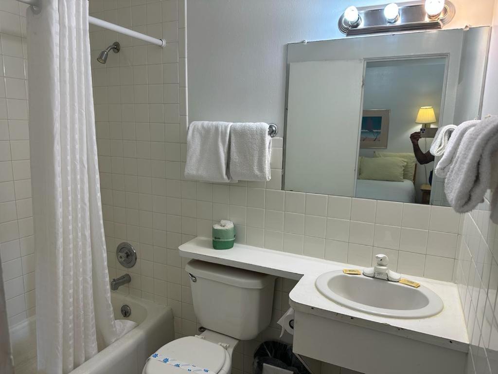 Great Falls Vacations - Ski's Western Motel - Property Image 8