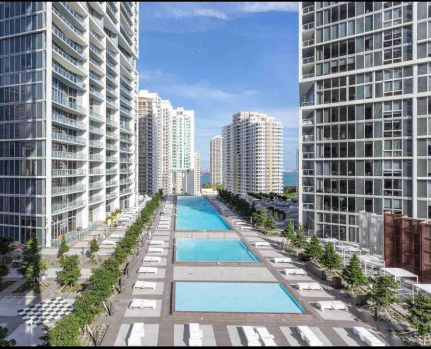 Gorgeous Bay & City view condo in Brickell with Free SPA