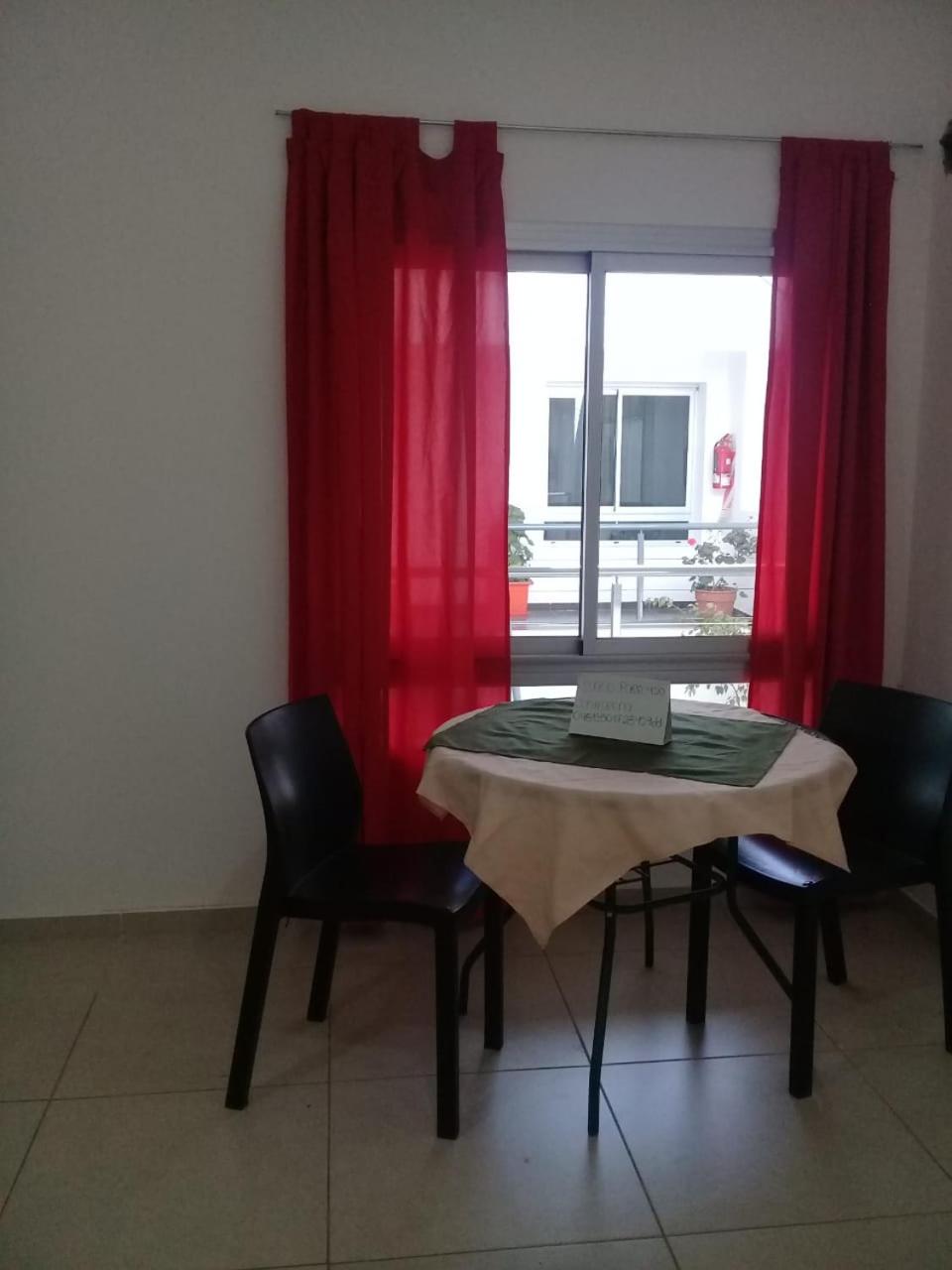 Departamento centrico monoambiente 1er piso nuevo sencillo Av Belgrano D5