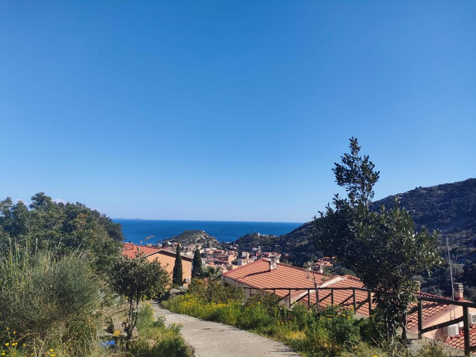 Isola del Giglio casa Nico e casa Camilla Monticello Giglio Porto