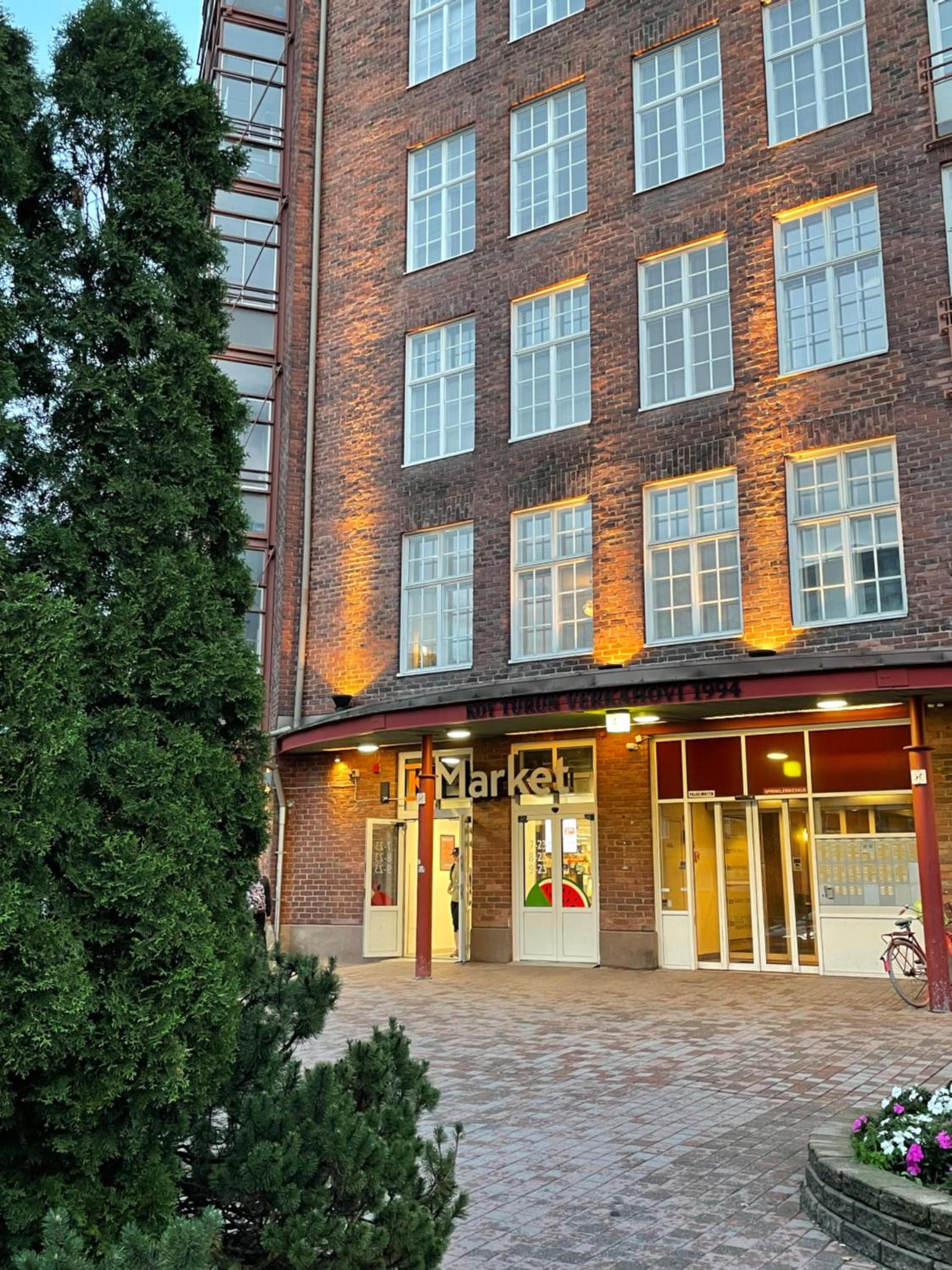 Hotel Loft in an old factory - Image 1