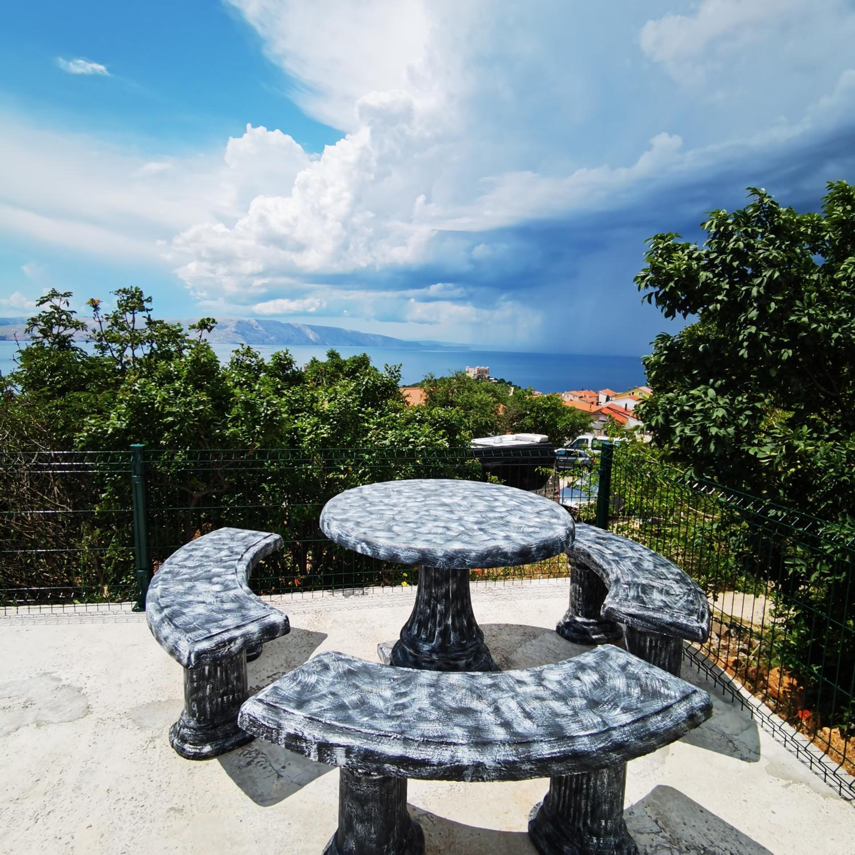 Apartment Senia en Senj — balance & terrace