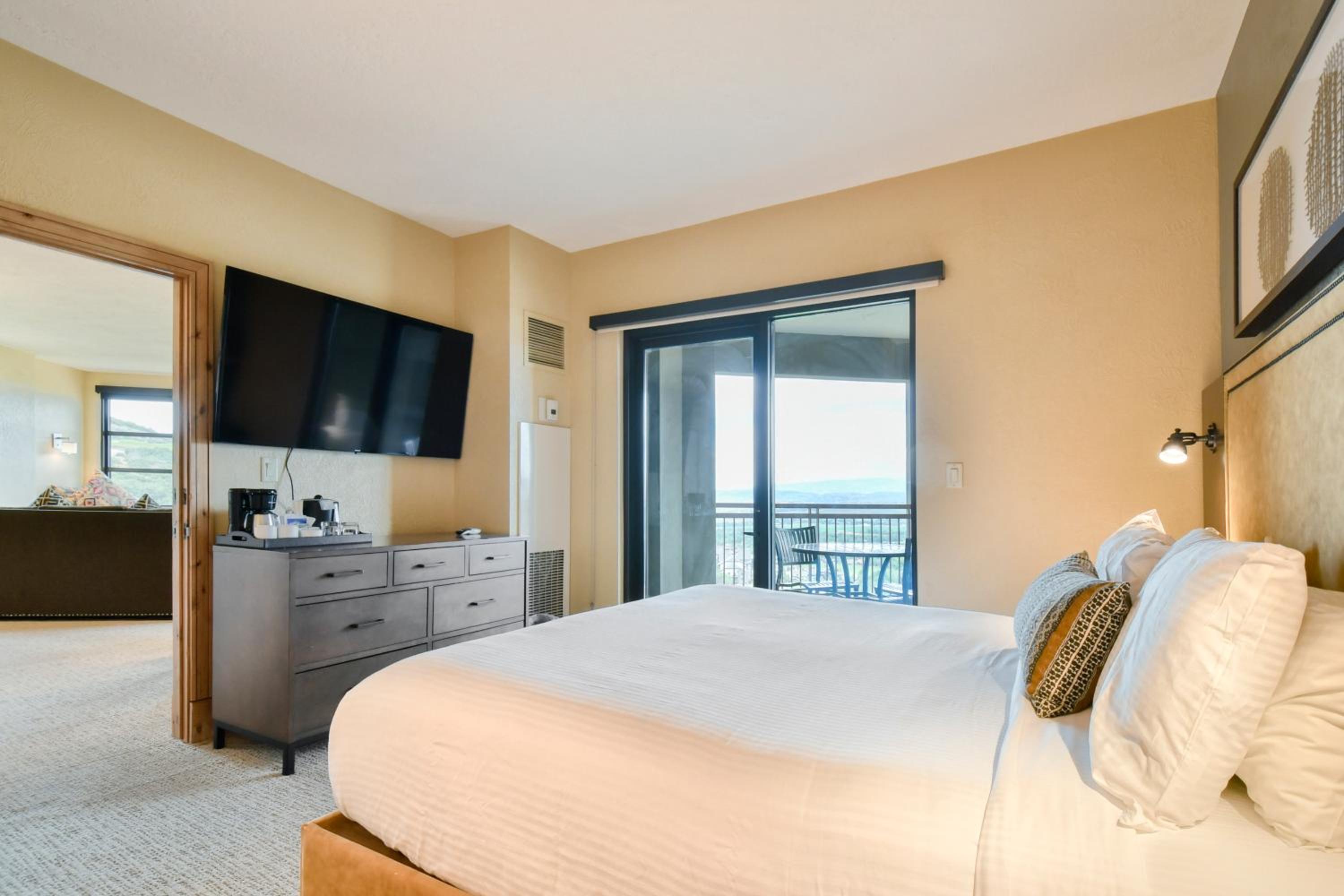 Grand Summit Hotel - Canyons Village, a RockResort, photo 43