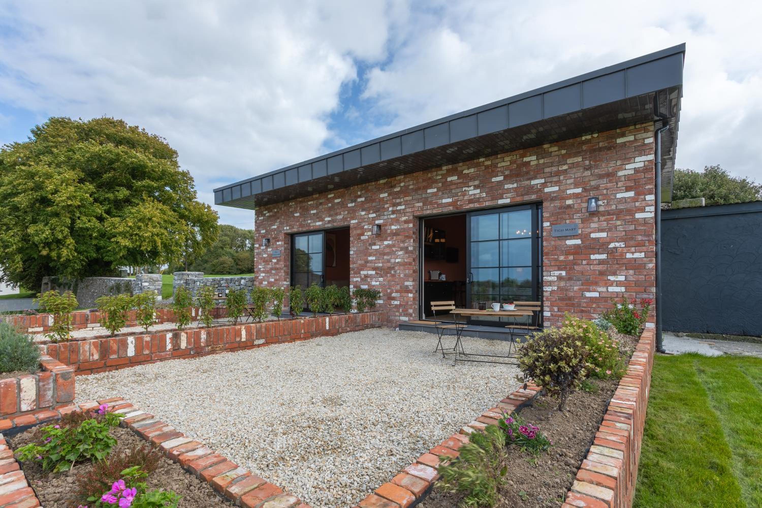 'The Stables' (Tigh Mary) view 2