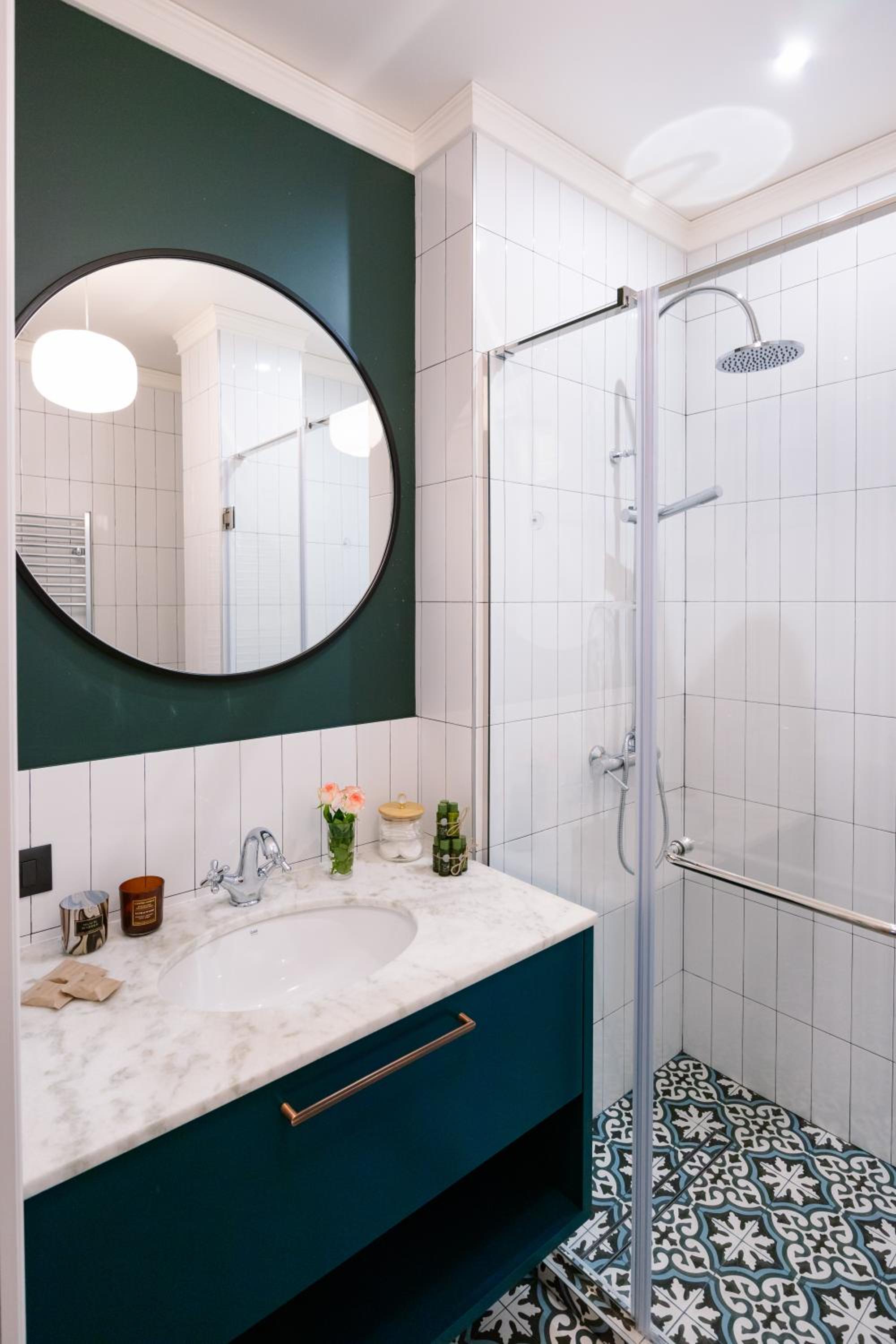 hotelise I Azure Apartment
