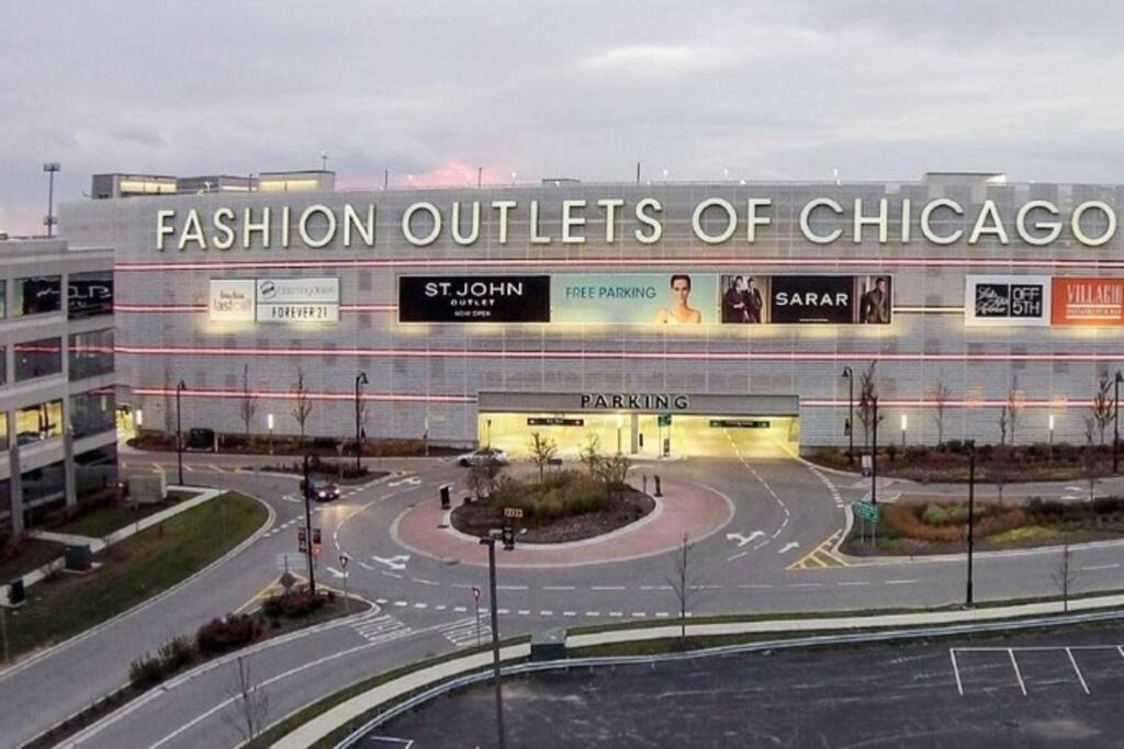 Chicago Vacations - Great Chicago Condo Location! - Property Image 19