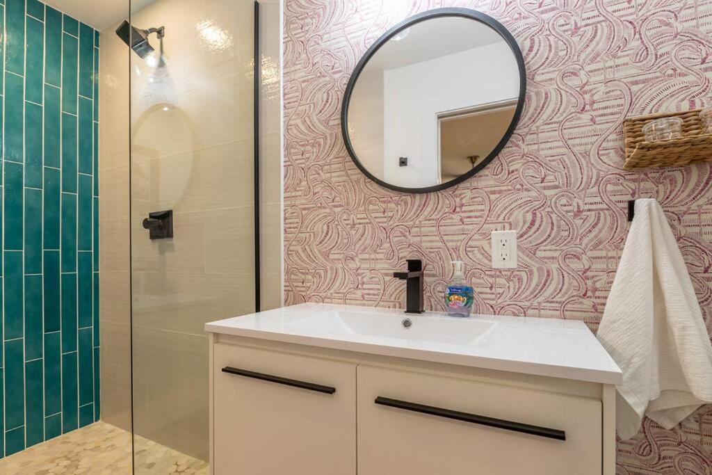 NEW! Completely Renovated / Close to Everything