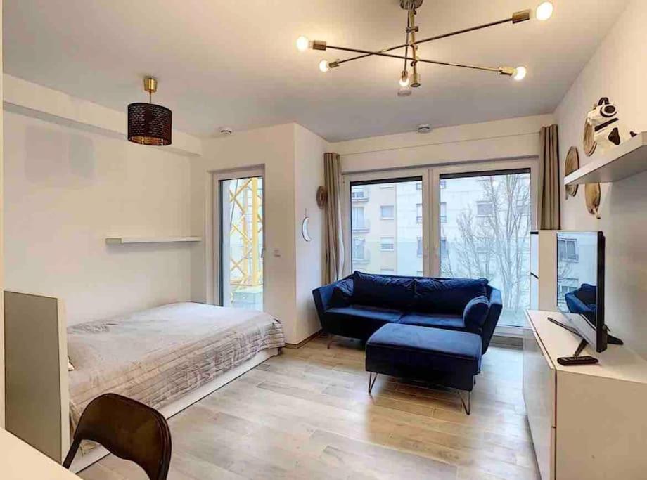 Brand New Studio in City Center - Glesner view 3