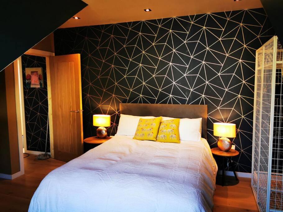 Luxury Apartment Brighton and South Downs National Park, Free Parking, animals on request daily fee