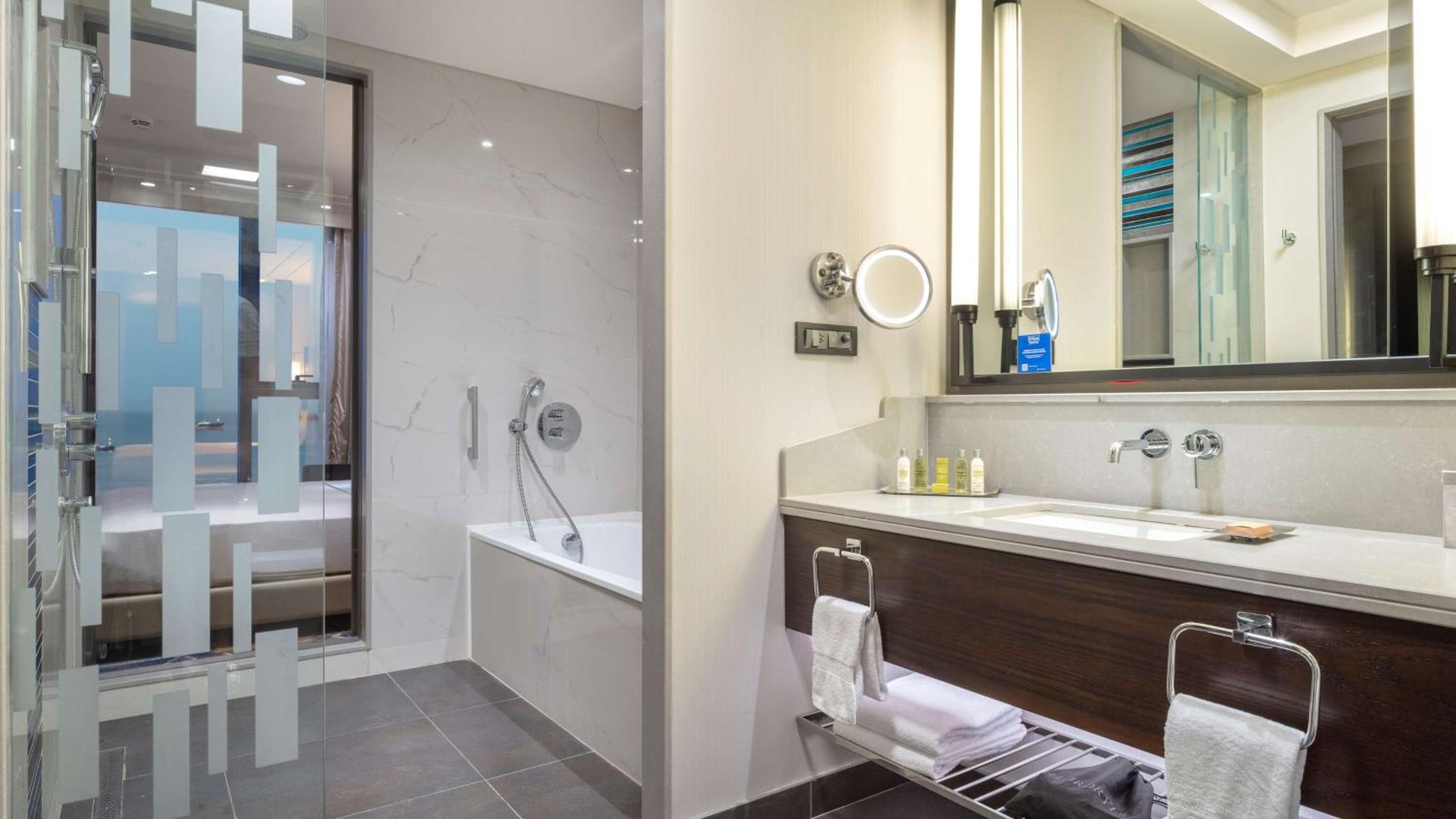 Hilton Istanbul Bakirkoy - Image 64