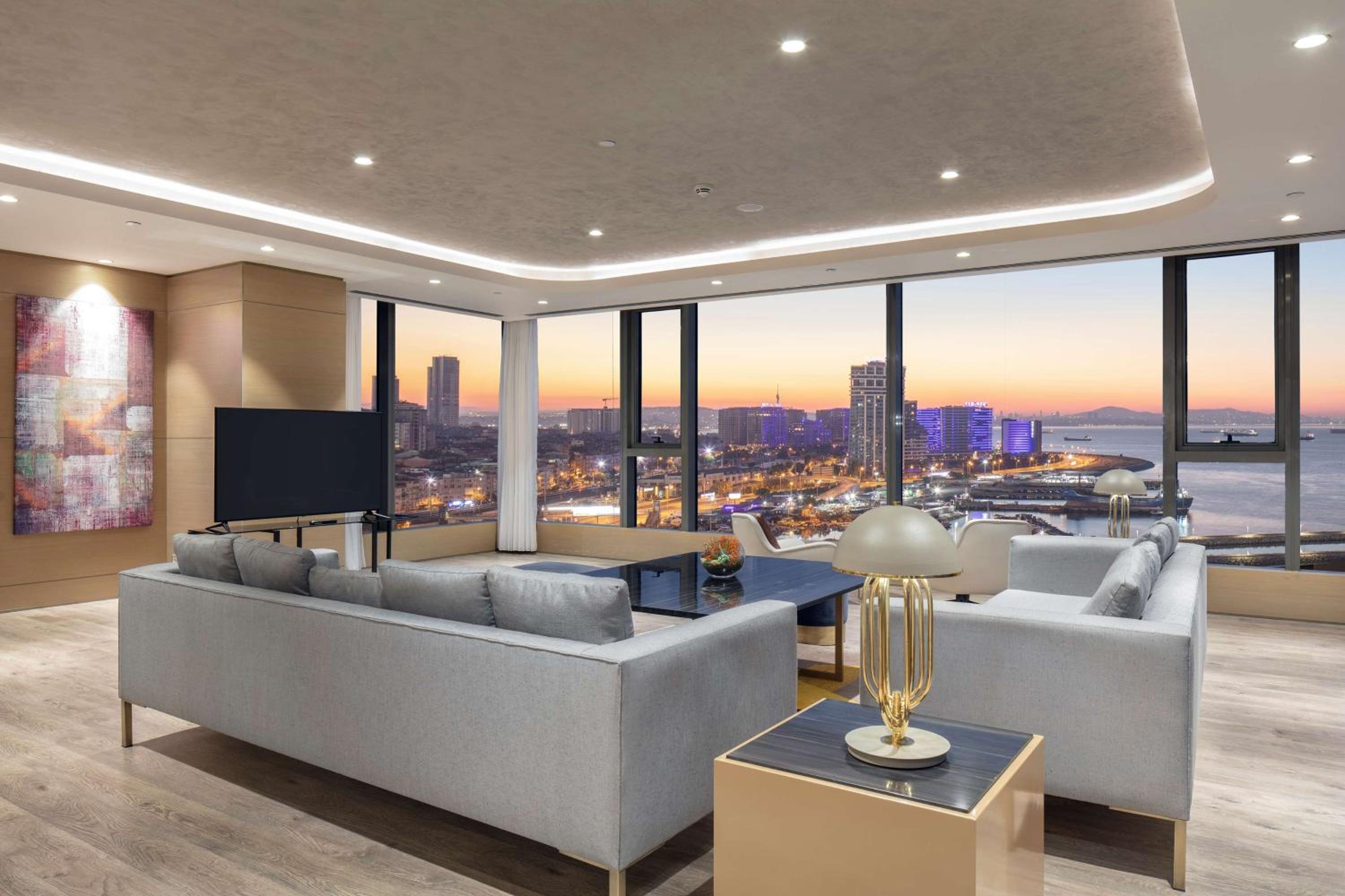 Hilton Istanbul Bakirkoy - Image 43