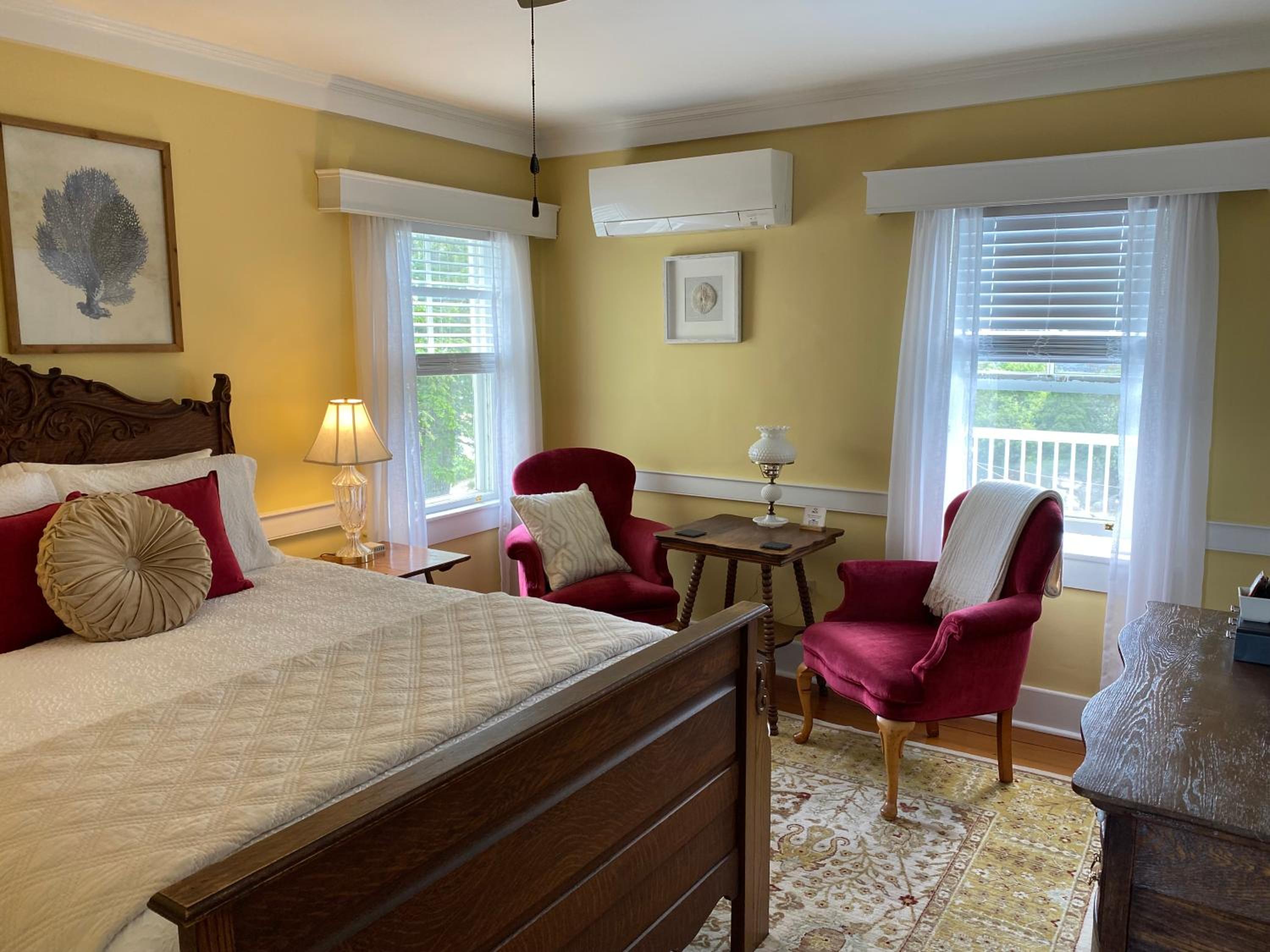 Spouter Inn Bed & Breakfast