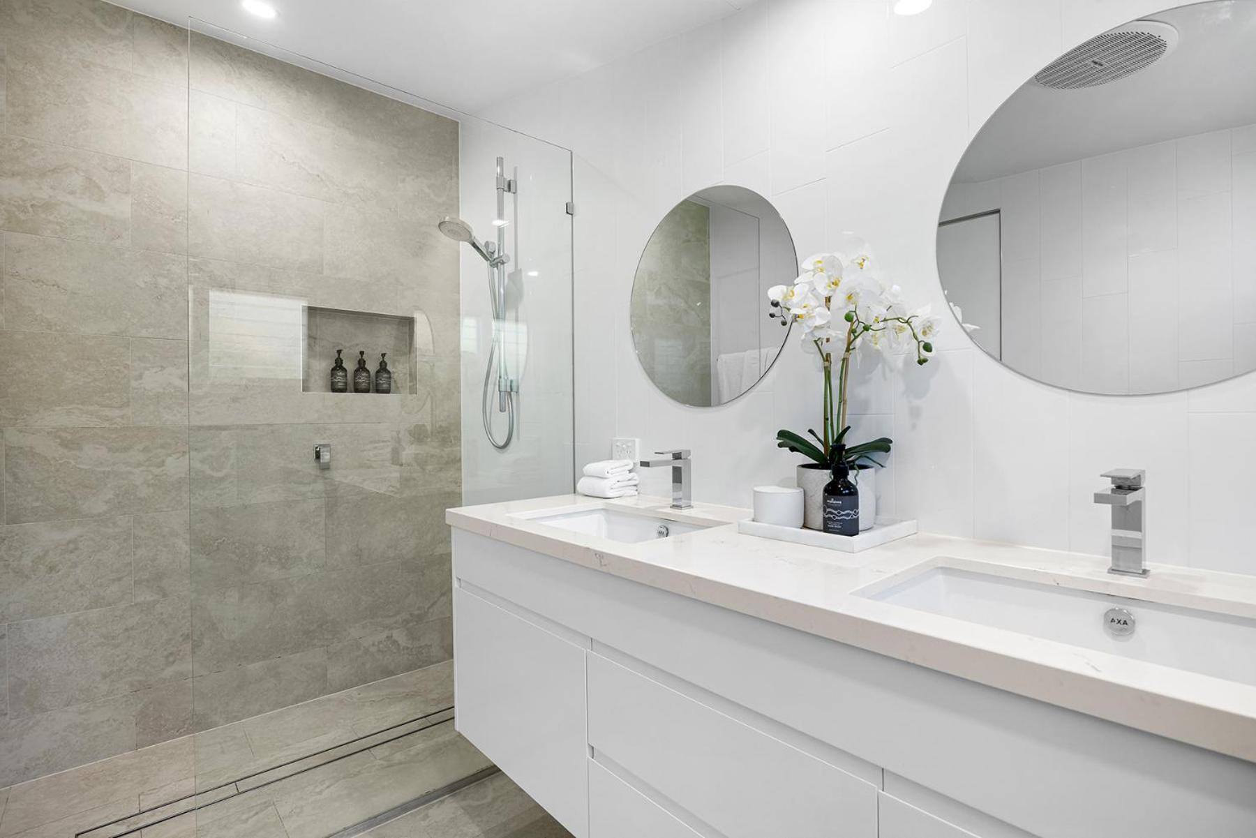 Family & Pet-Friendly Luxury Near Hastings St