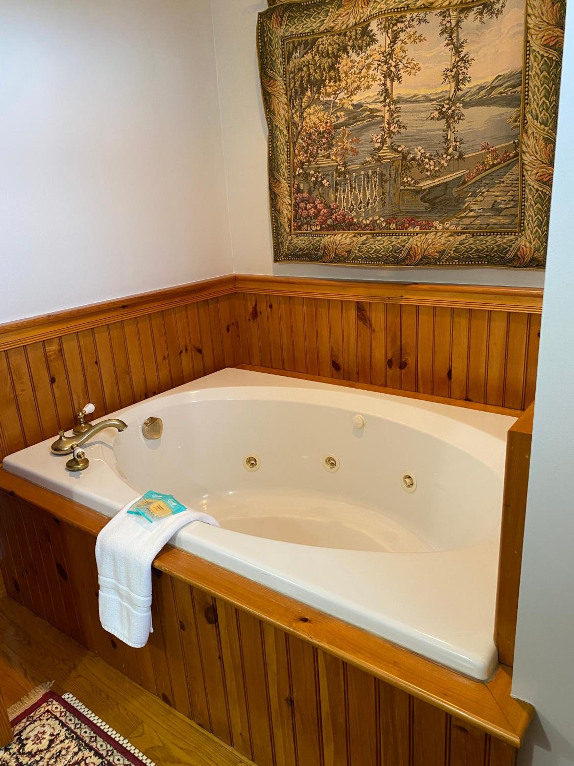 Spouter Inn Bed & Breakfast