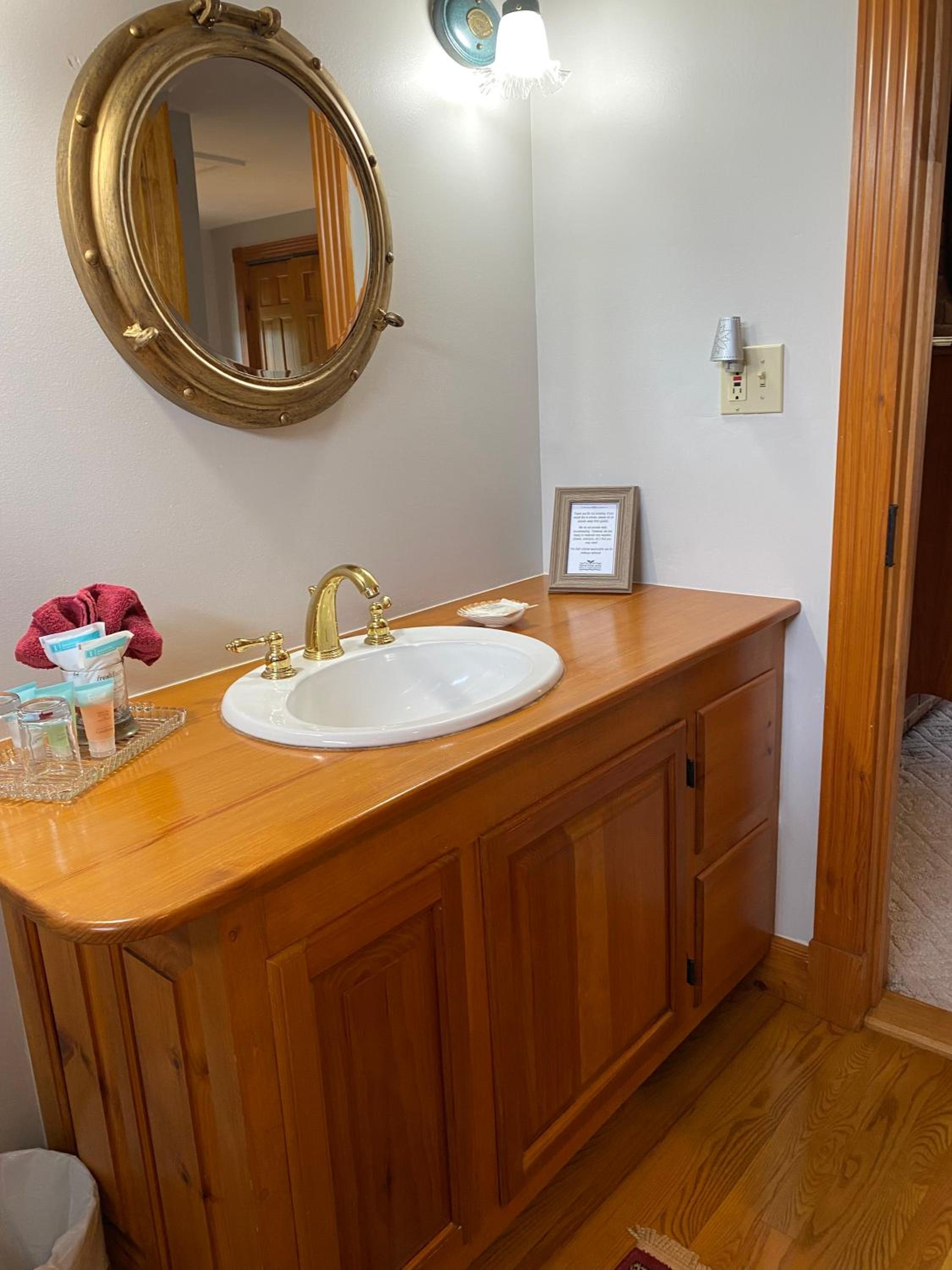 Spouter Inn Bed & Breakfast