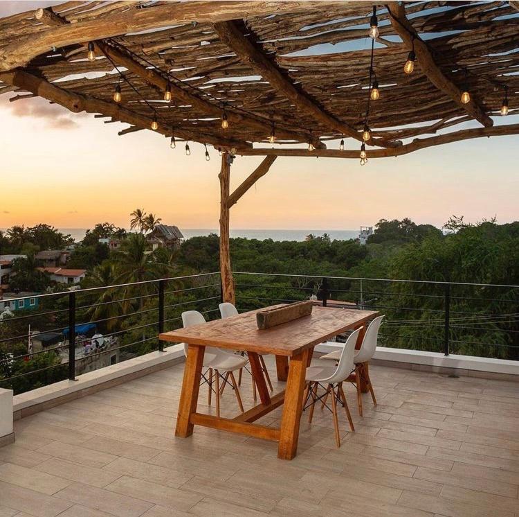 Queen Bed, Full Kitchen, Air Conditioning, Pool, Fast Wifi - Mar at Casa Calavera