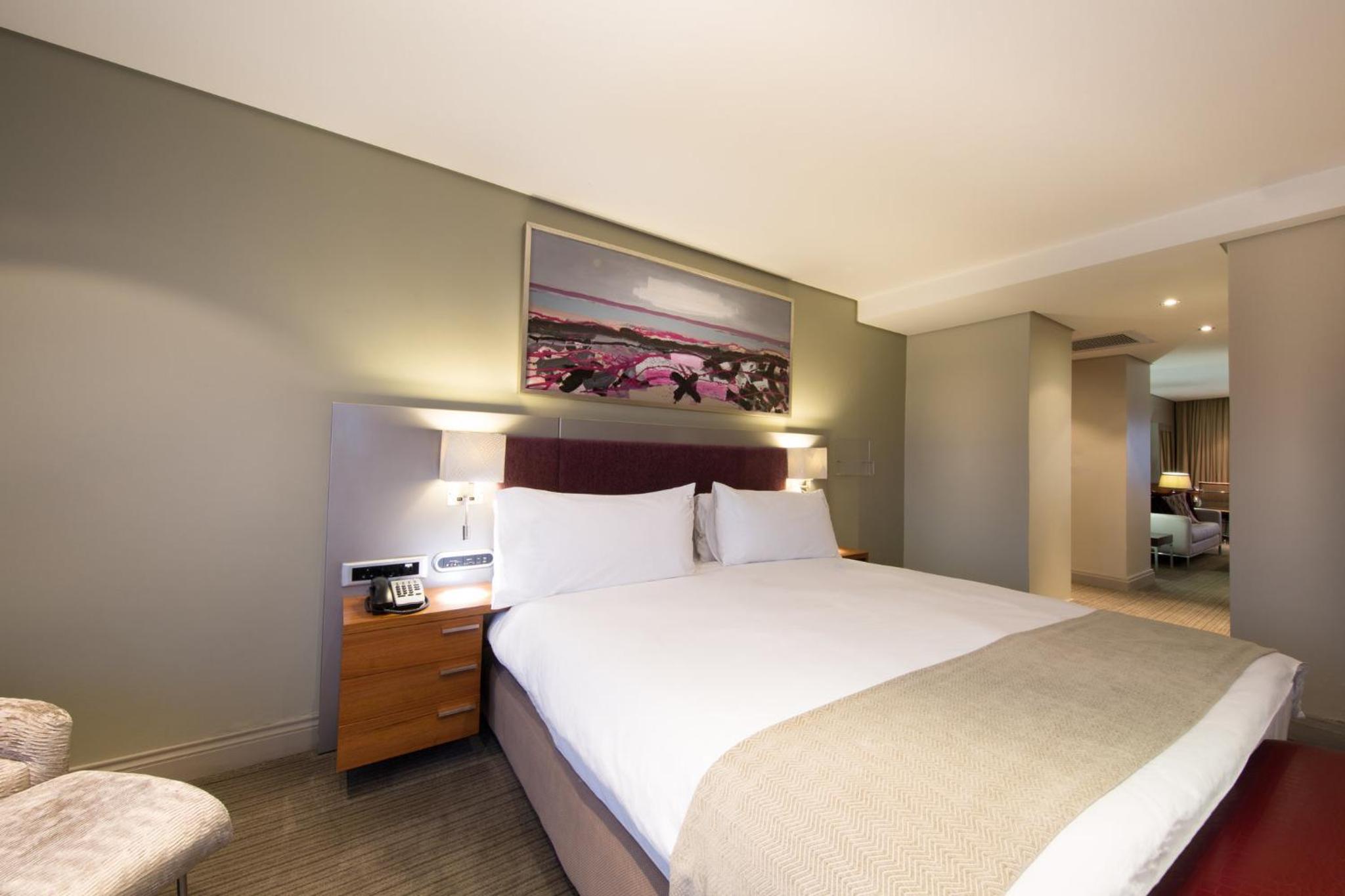 Holiday Inn Johannesburg-Rosebank by IHG 3