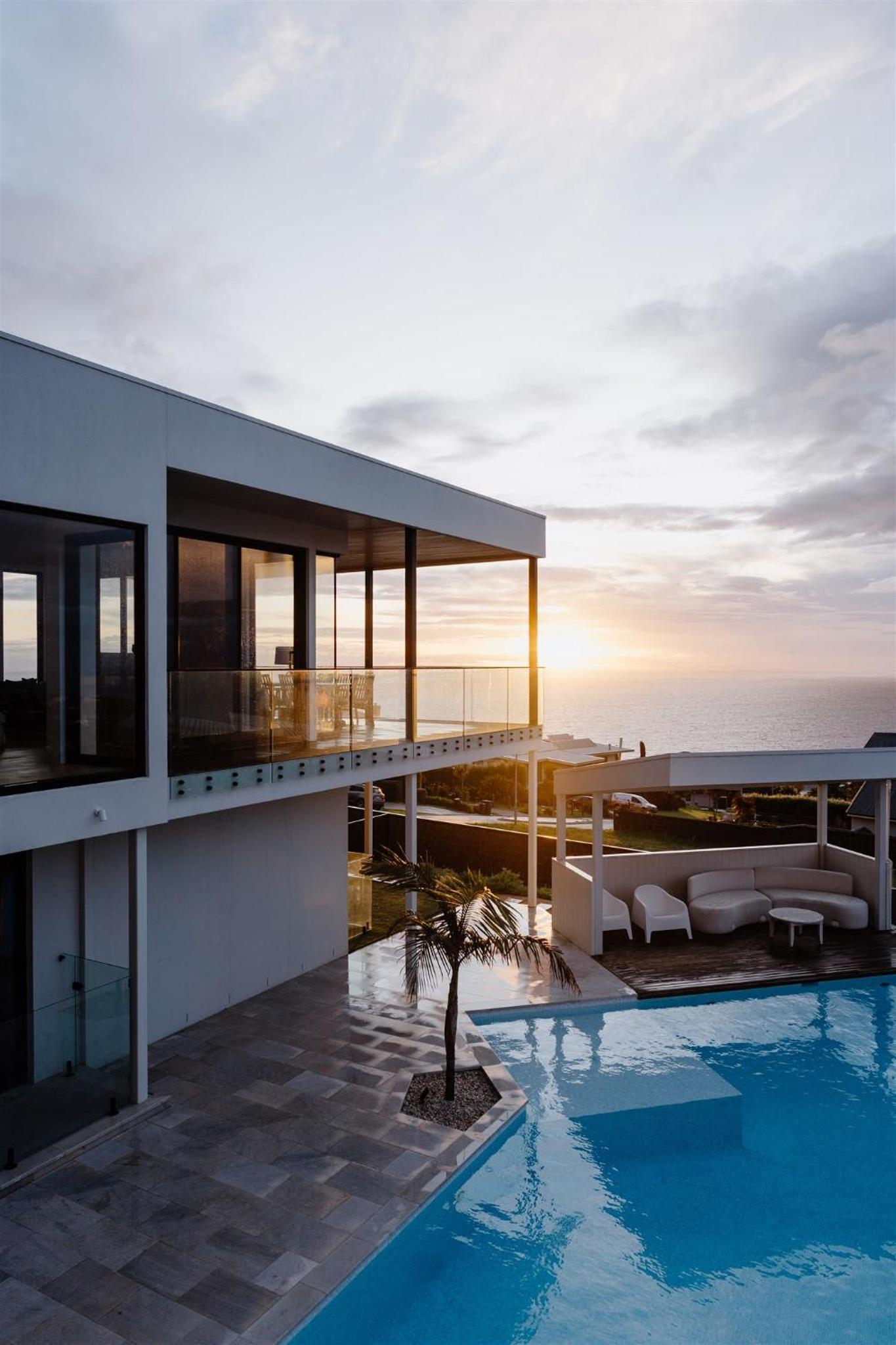 Bayview Luxe Entertainer Pool & World Class View