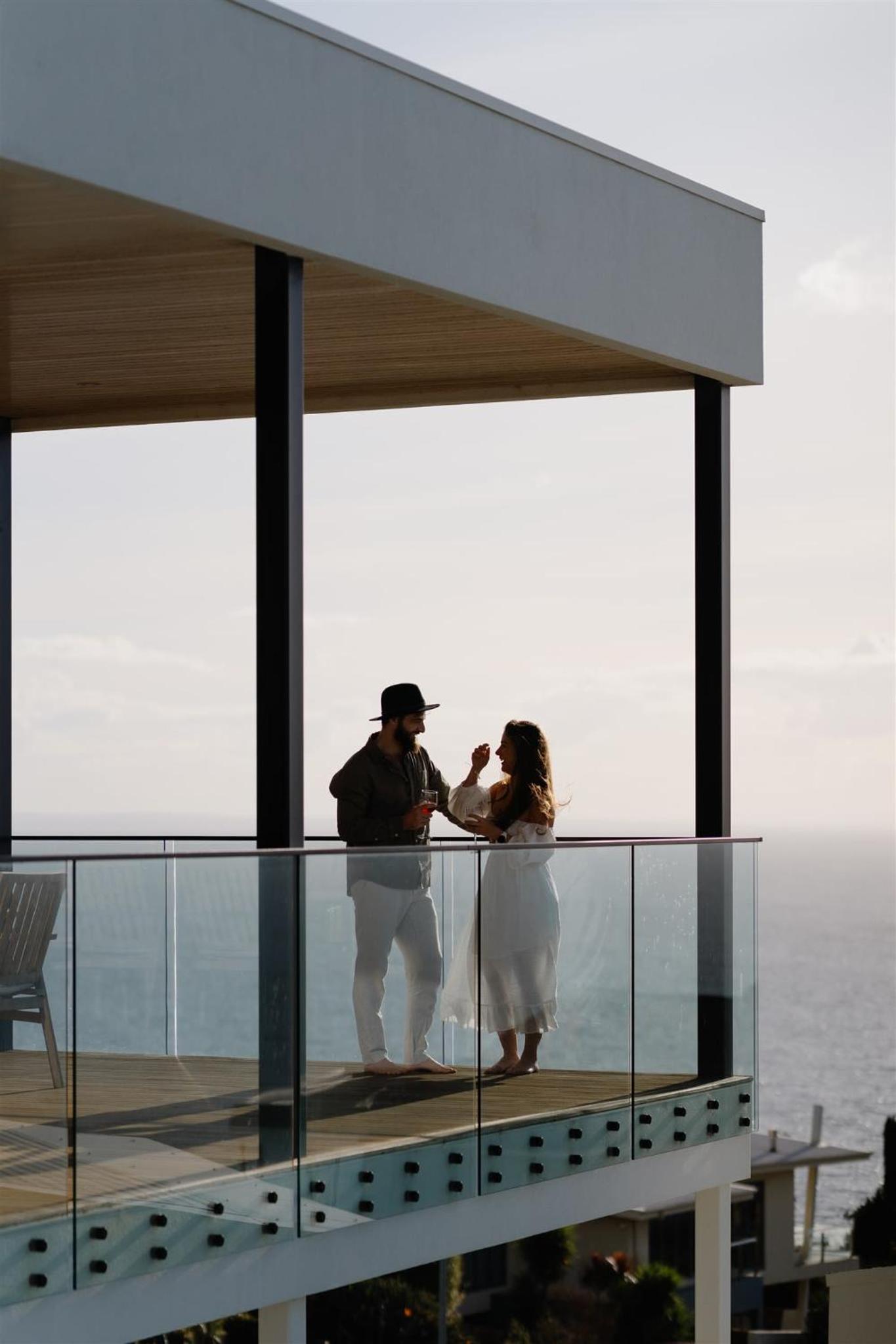 Bayview Luxe Entertainer Pool & World Class View