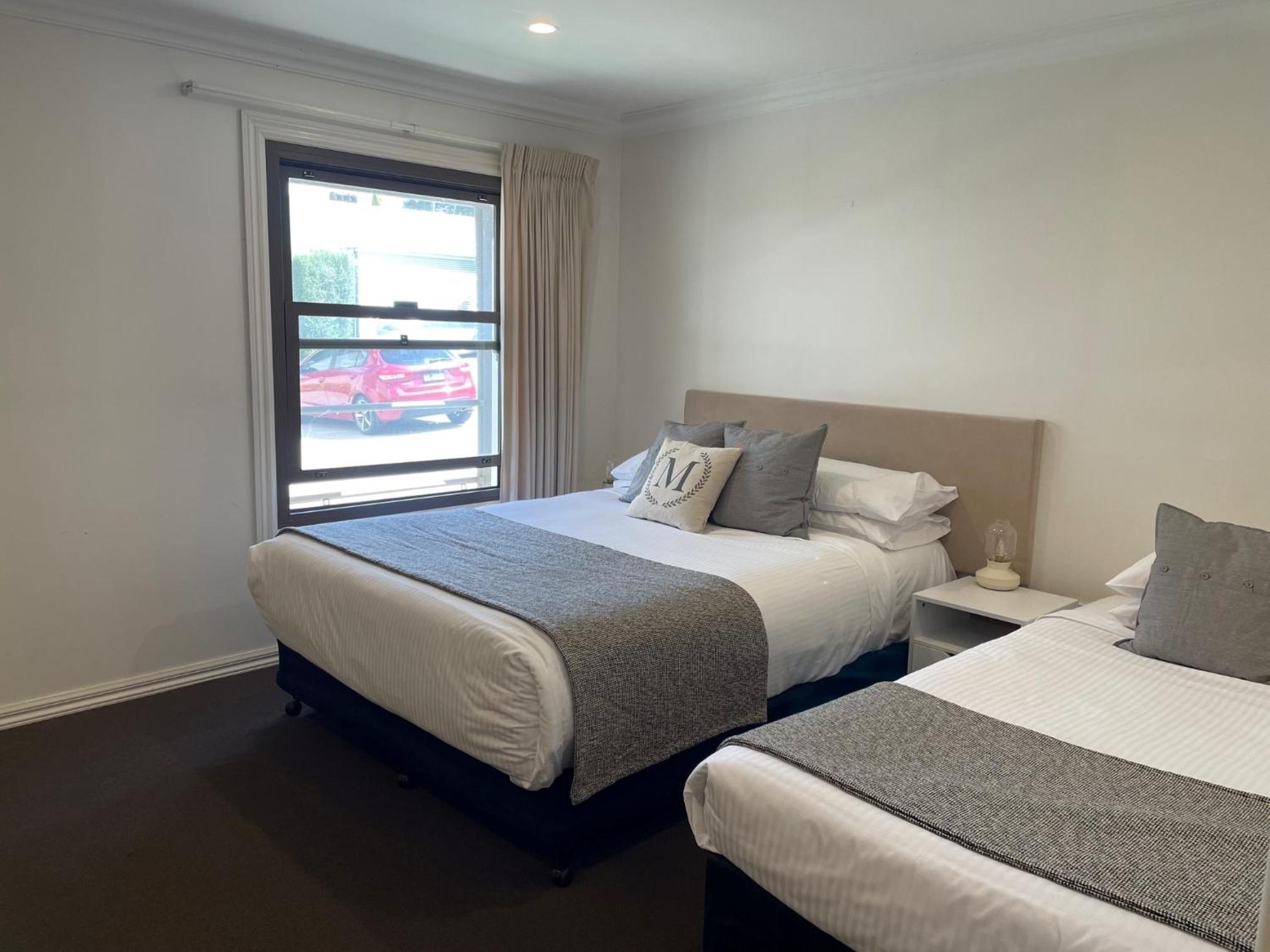 Millthorpe Motel