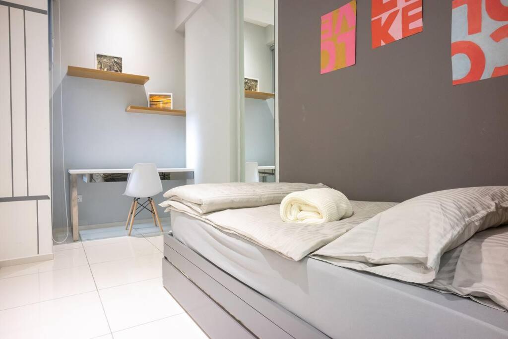 Feel like home 3BR Duplex Melina at The Robertson