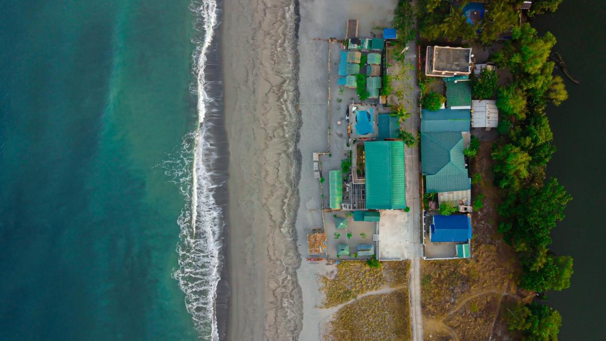 Azul Zambales Beachfront House EXCLUSIVE