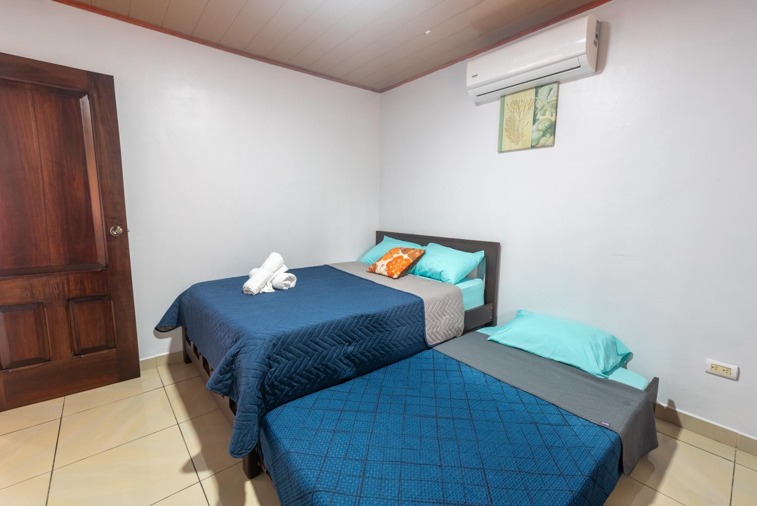 Villa JADE, La Fortuna Downtown