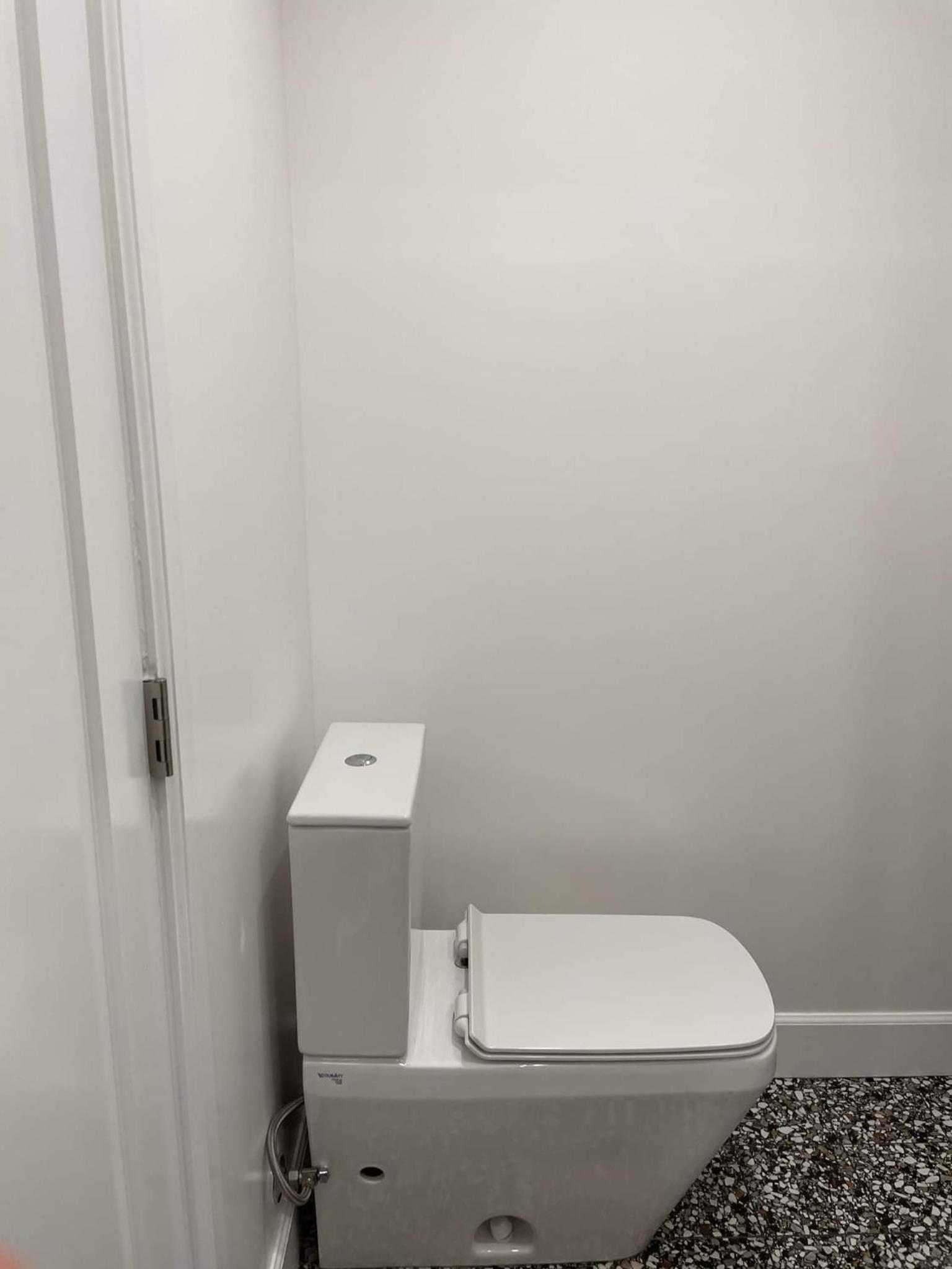 Los Angeles Vacations - Gated private house with own parking Sherman Oaks - Property Image 11