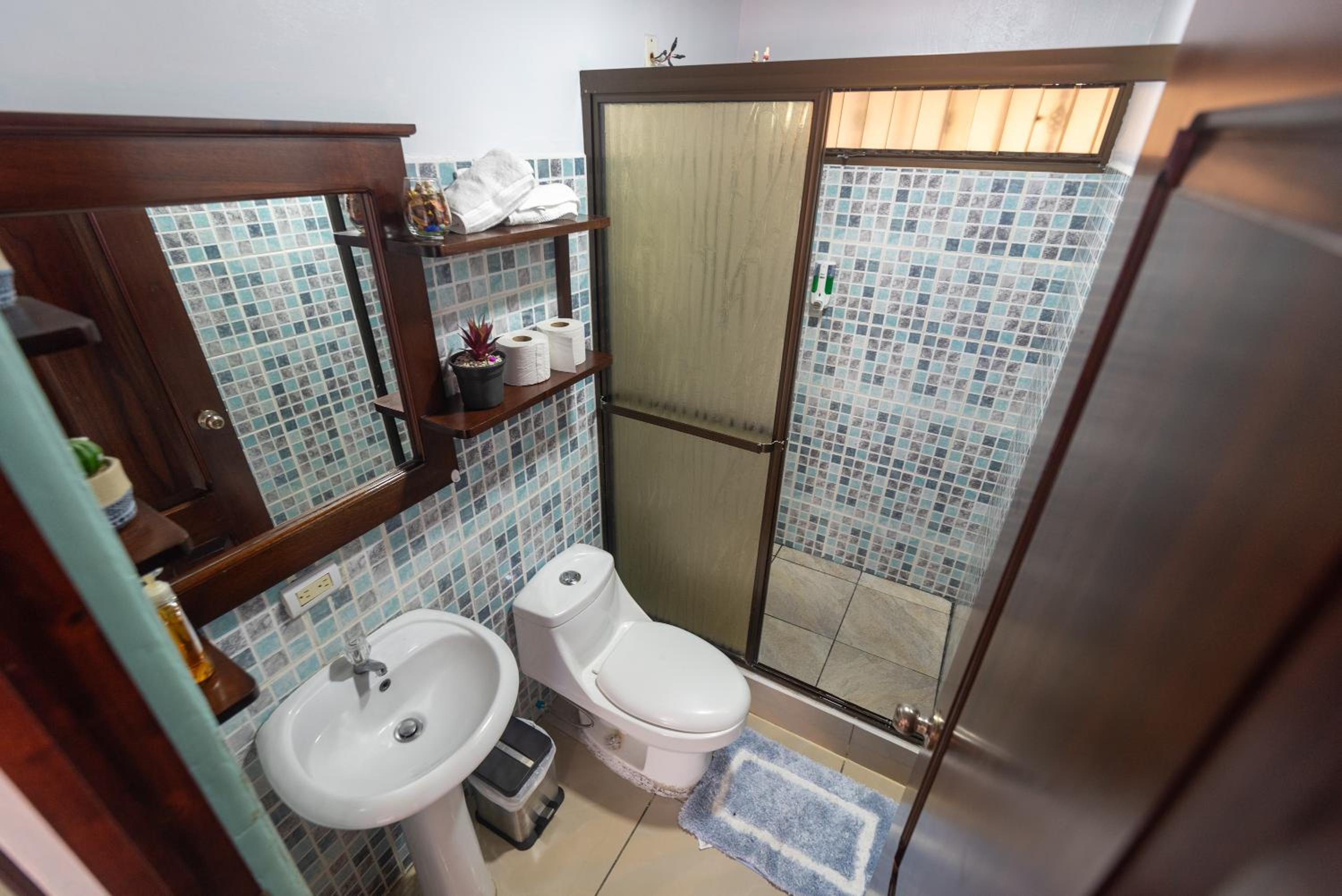 Villa JADE, La Fortuna Downtown