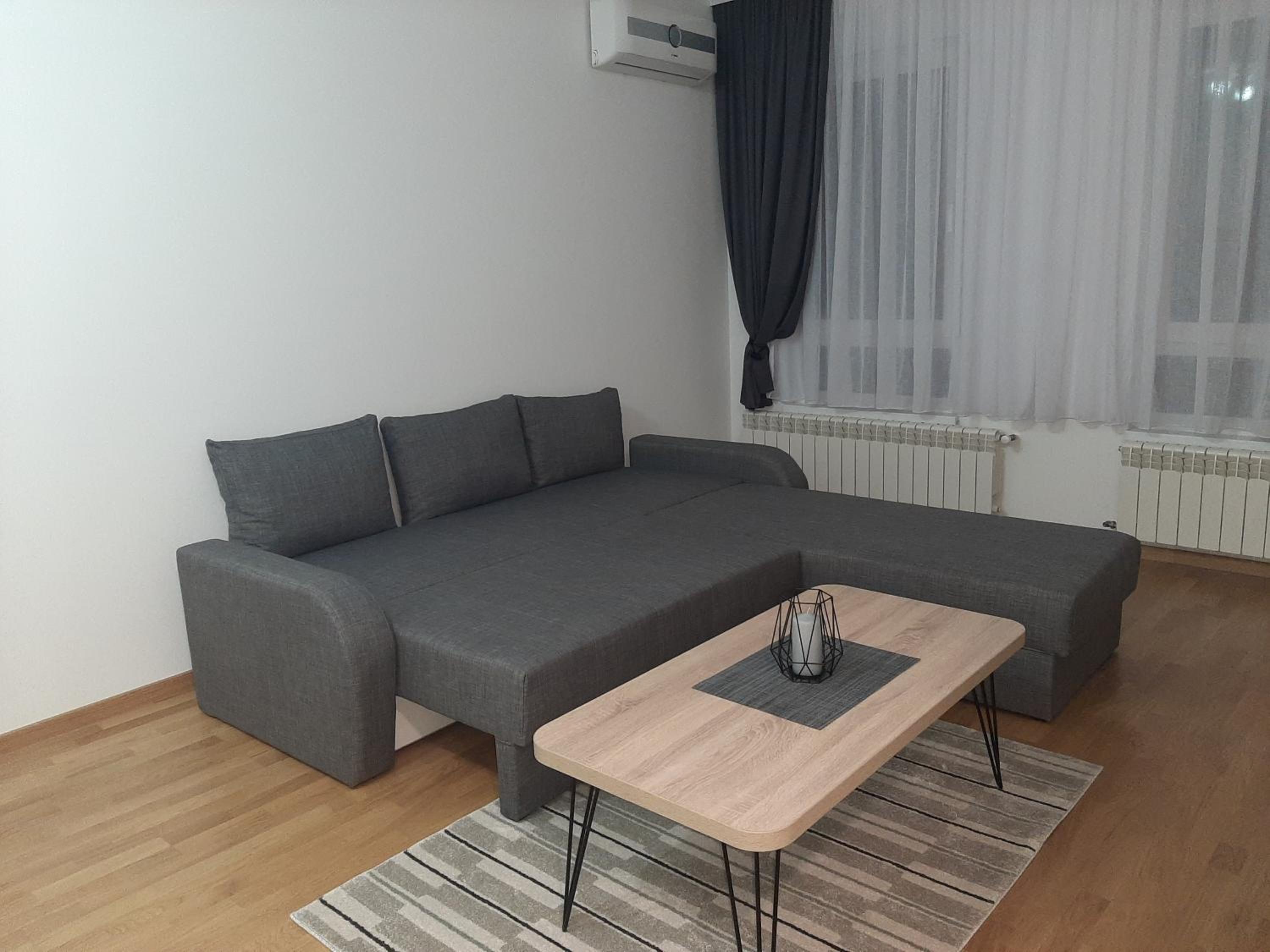 APARTMAN VIAGGIO i PARKING GARAŽA