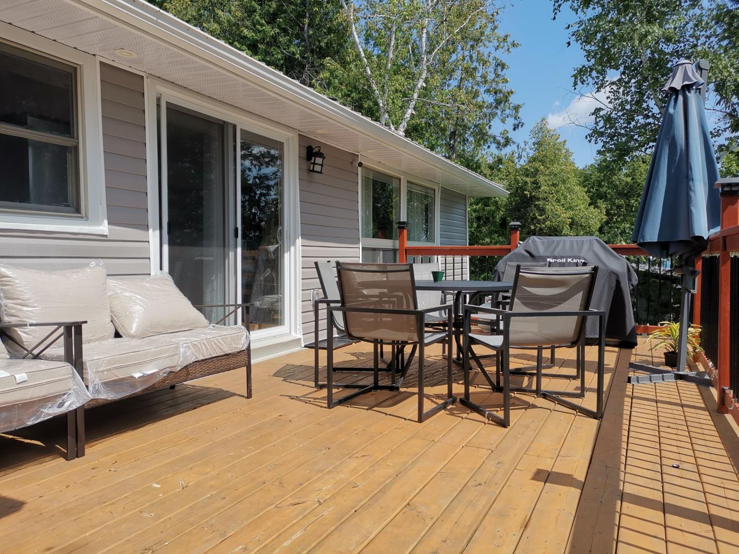 Pigeon Lake Cottage