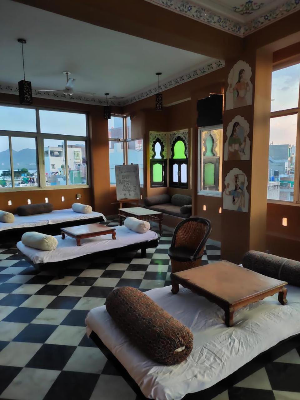 Mild Life Hostel Udaipur