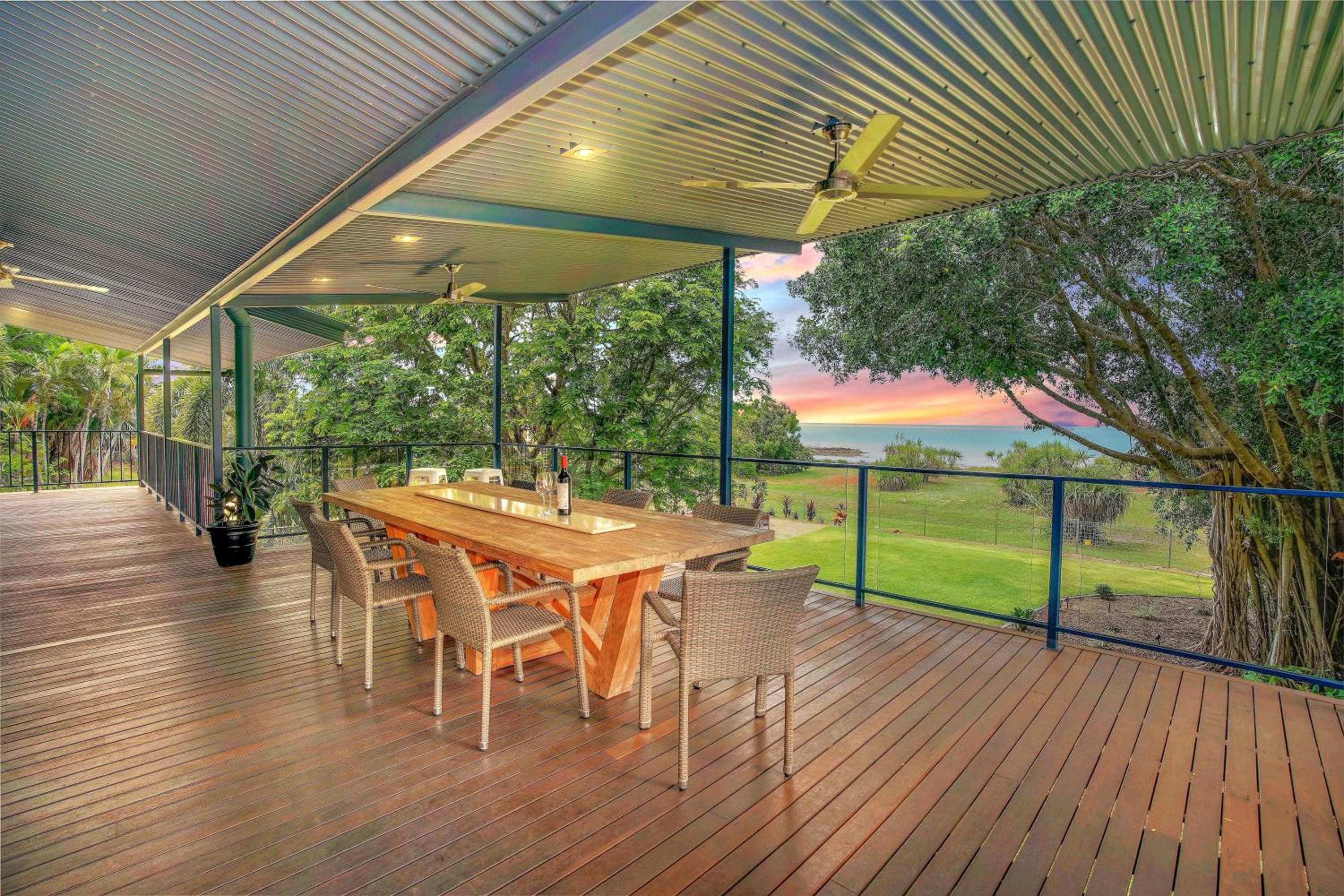 Golden Sands Retreat Beach House