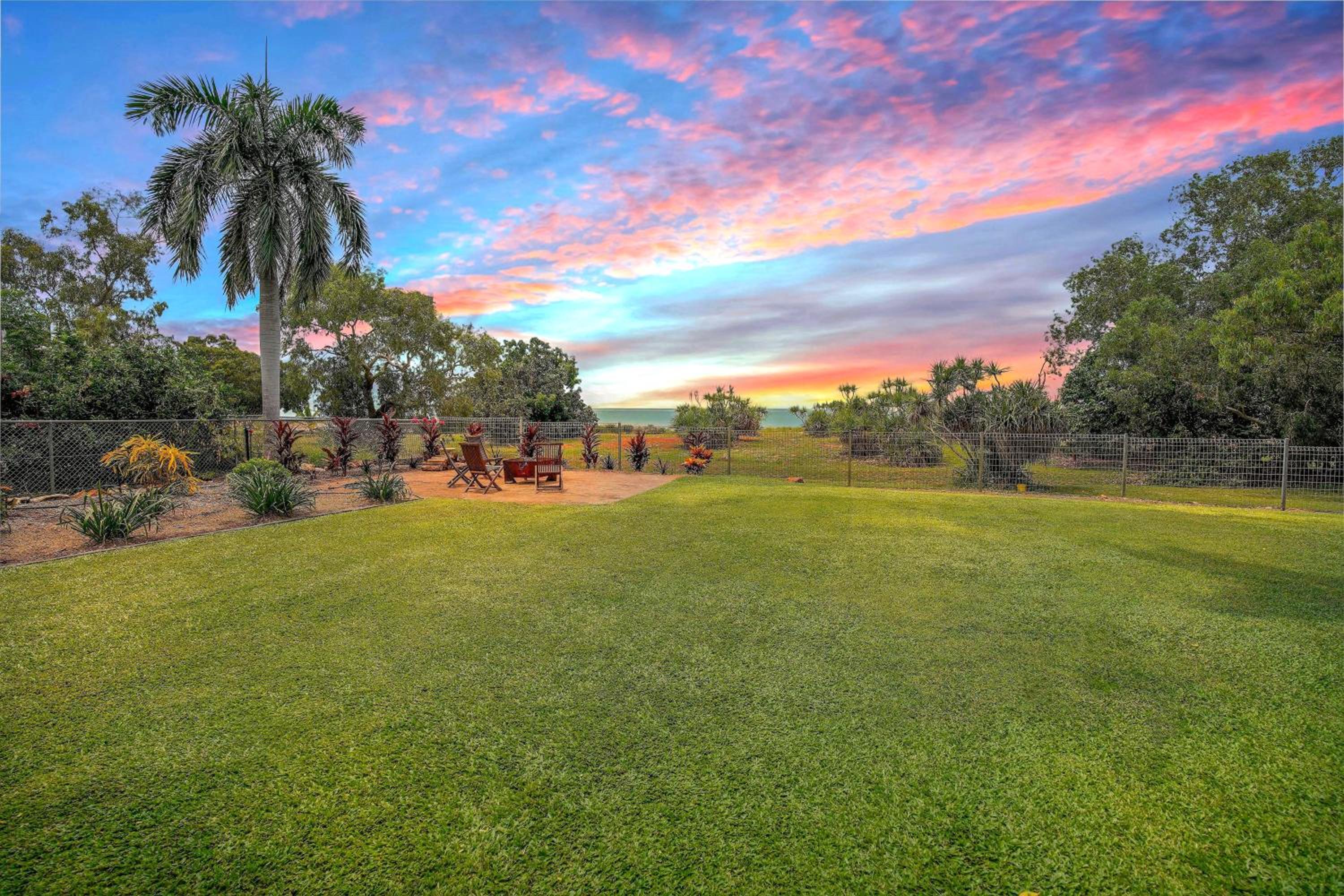 Golden Sands Retreat Beach House