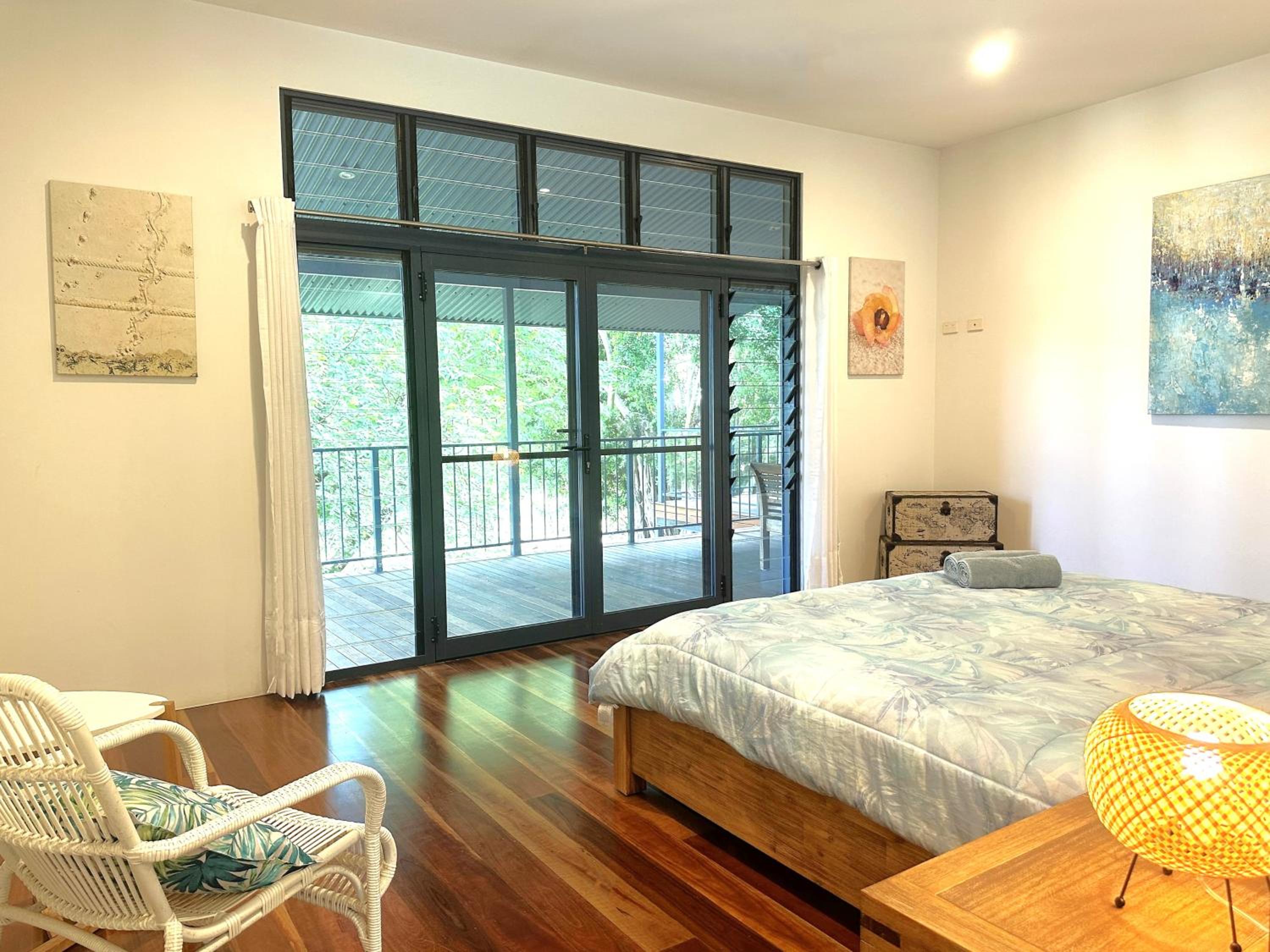 Golden Sands Retreat Beach House