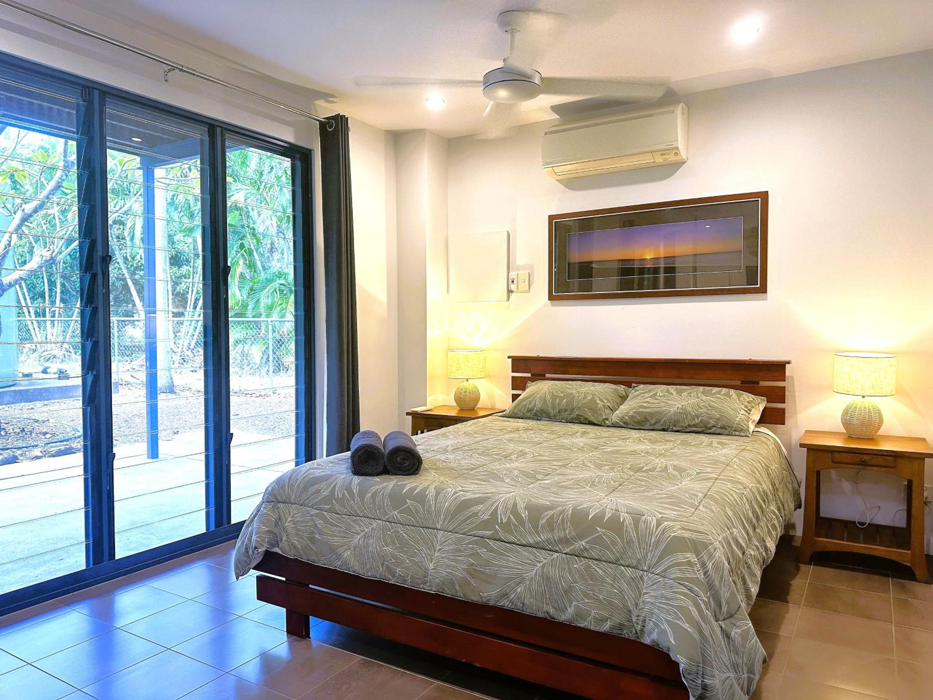 Golden Sands Retreat Beach House
