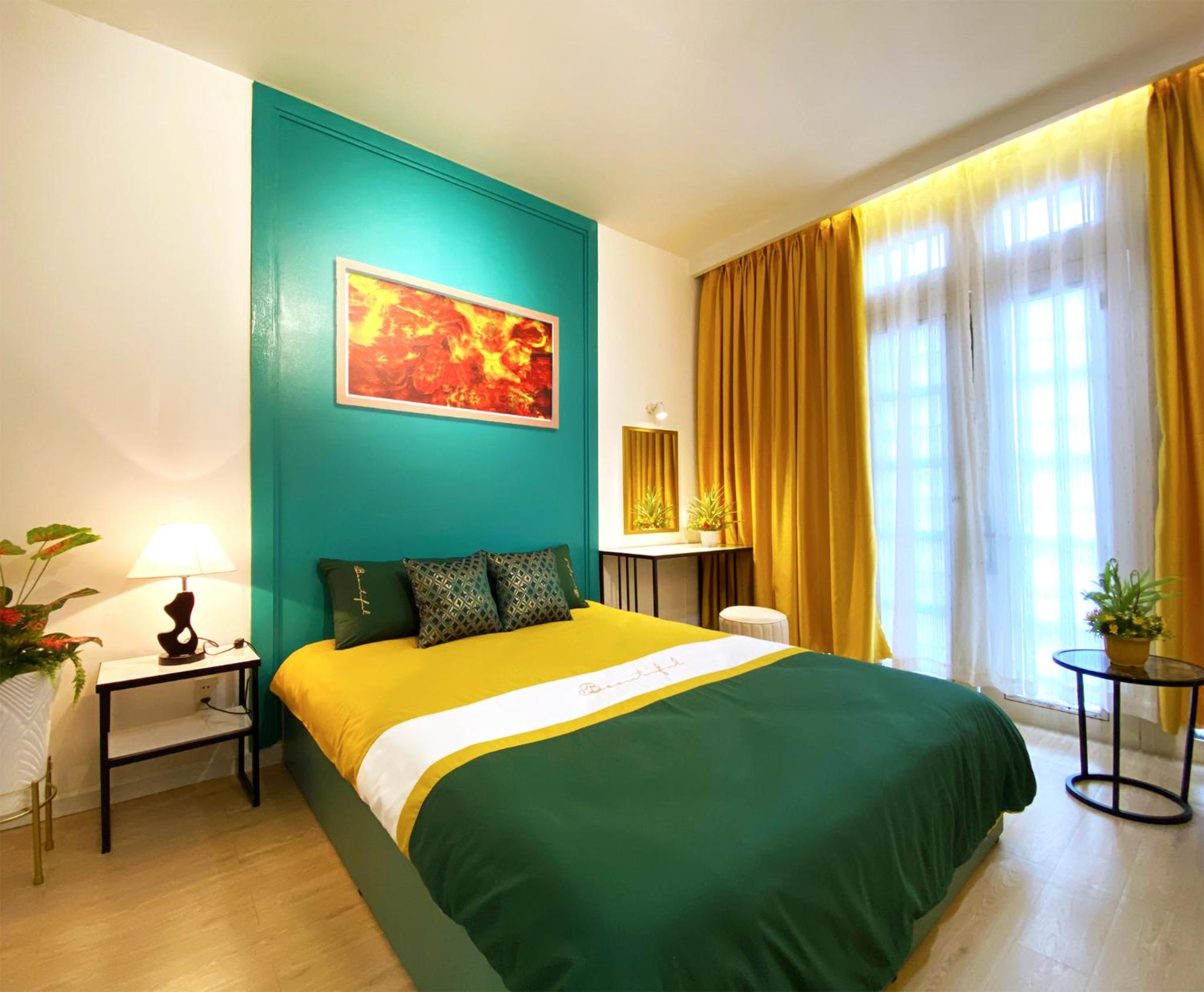 hotel room