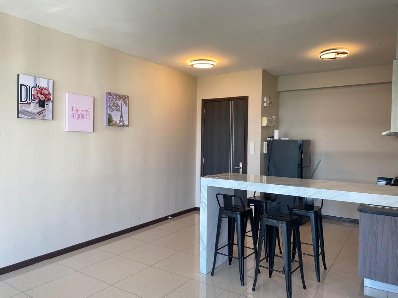 Vesta Homes, Molek Regency with Golf View, Johor Bahru, Mid valley