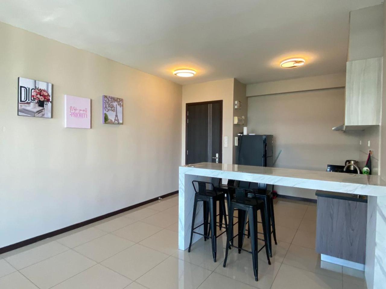 Vesta Homes, Molek Regency with Golf View, Johor Bahru, Mid valley