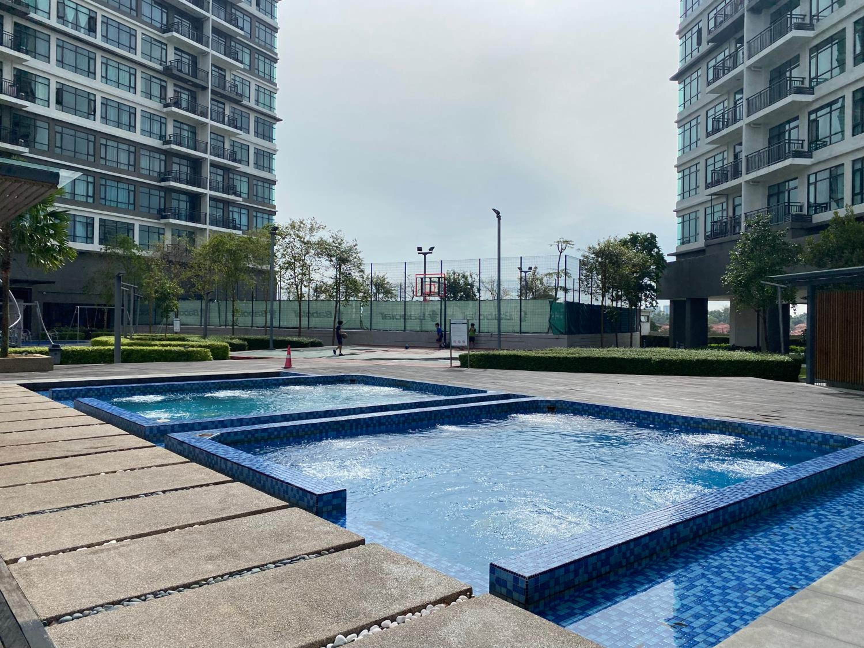 Vesta Homes, Molek Regency with Golf View, Johor Bahru, Mid valley