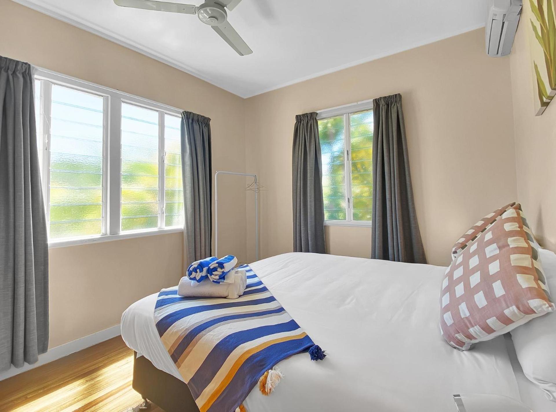 Picnic Bay Apartments Unit 4