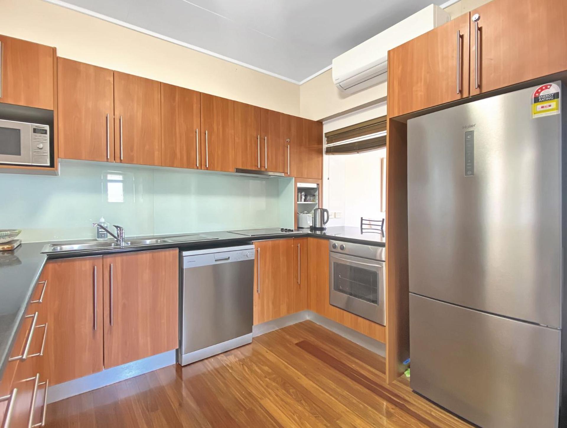 Picnic Bay Apartments Unit 4
