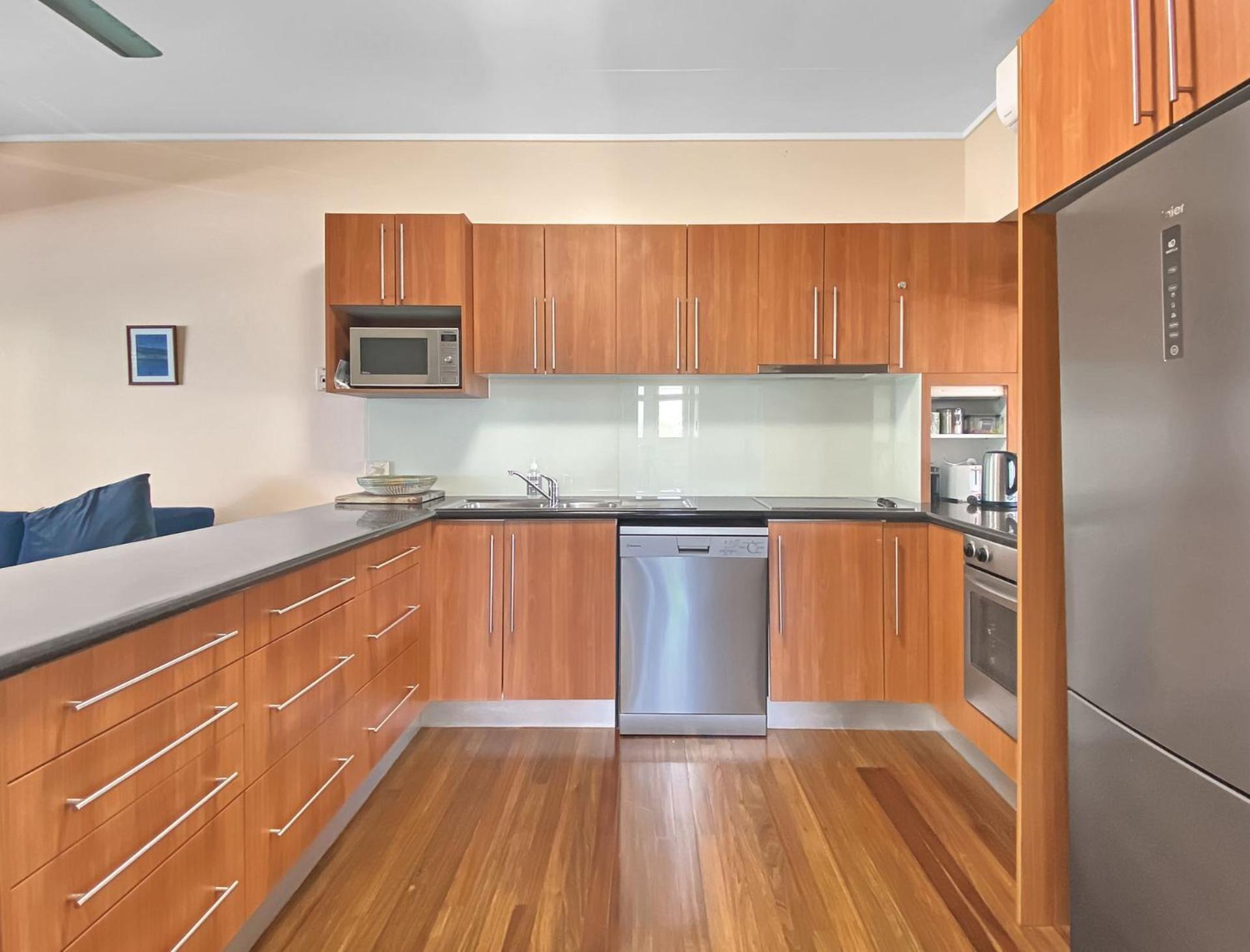 Picnic Bay Apartments Unit 4