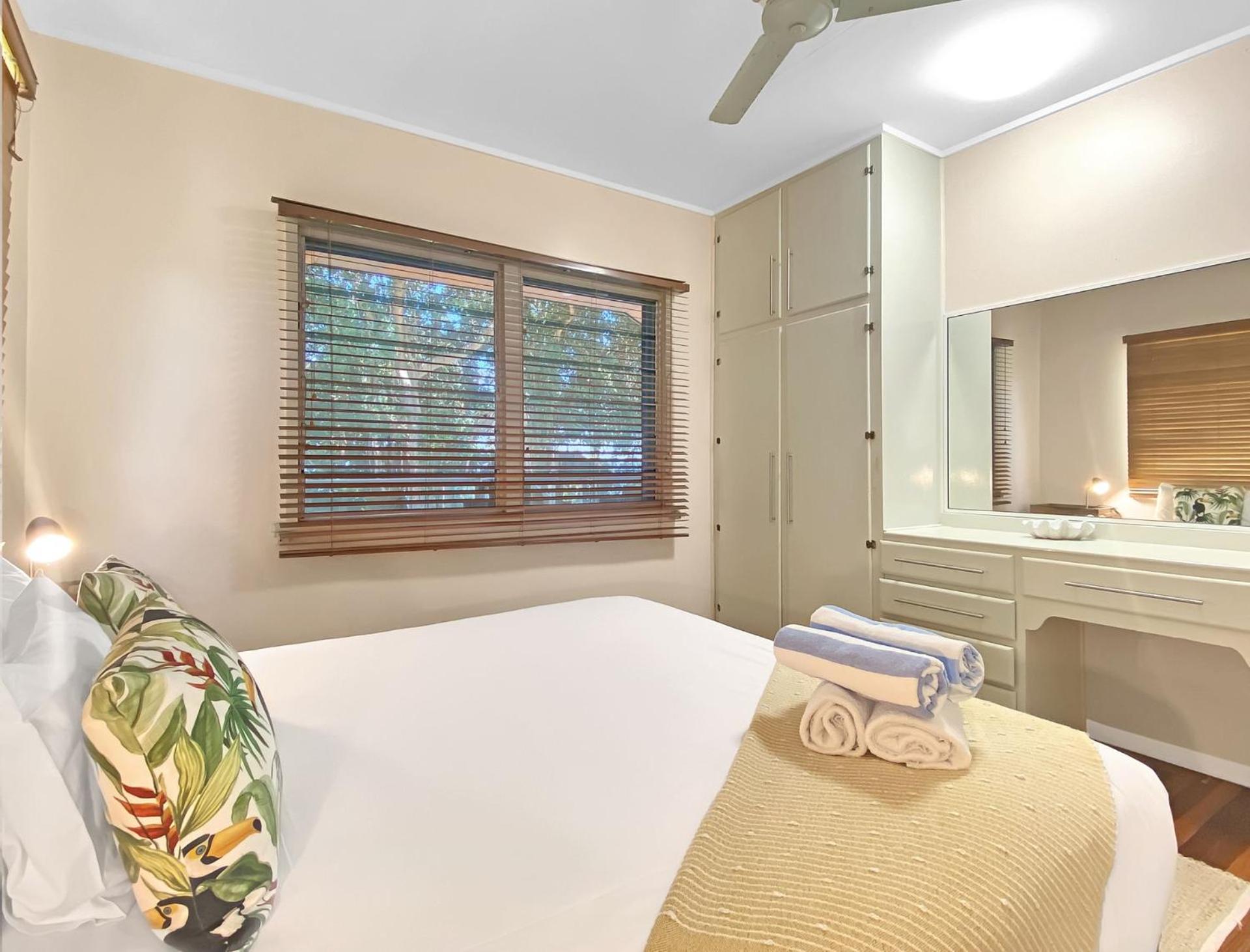 Picnic Bay Apartments Unit 4
