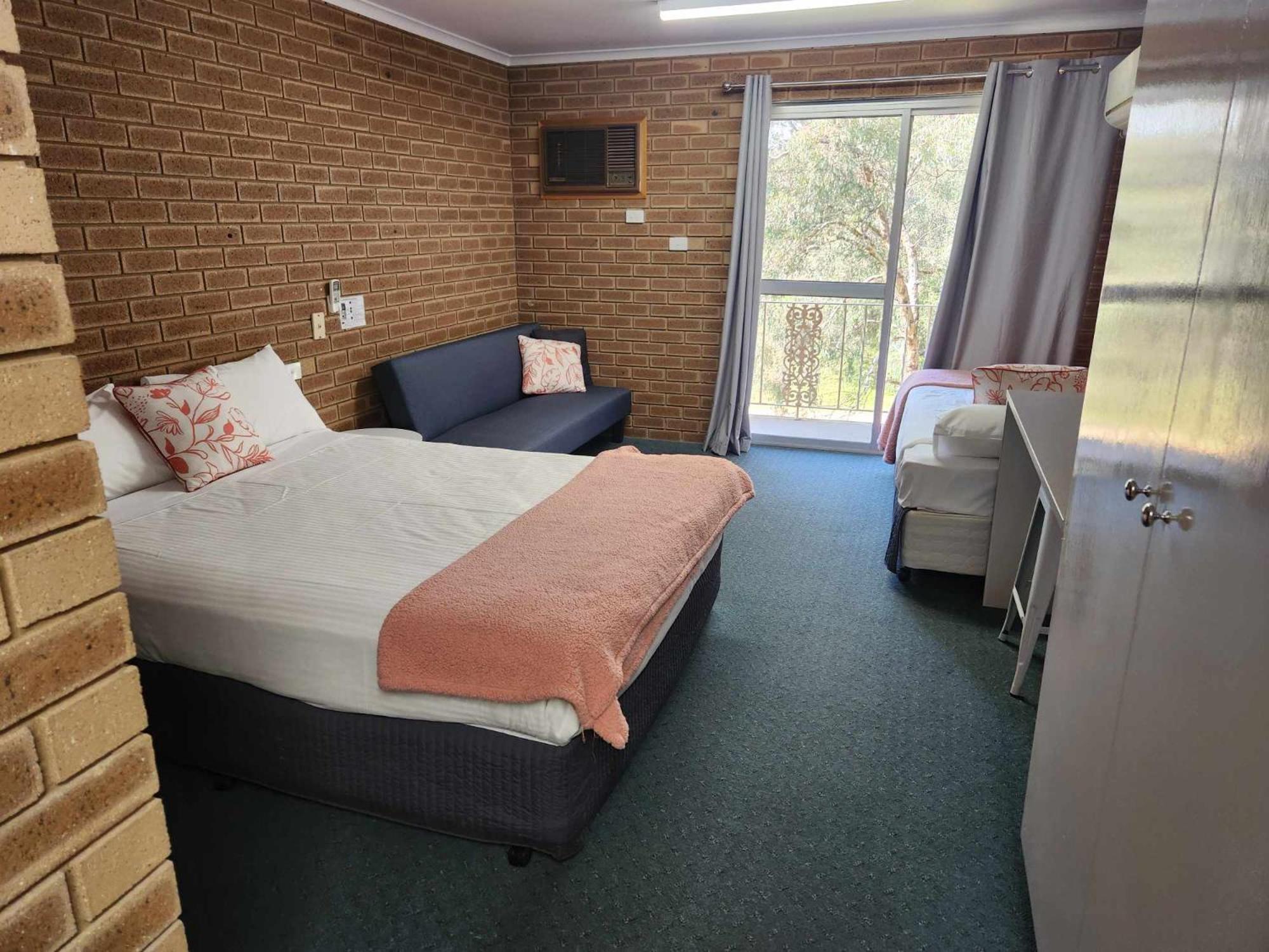 Corowa Golf Club Motel