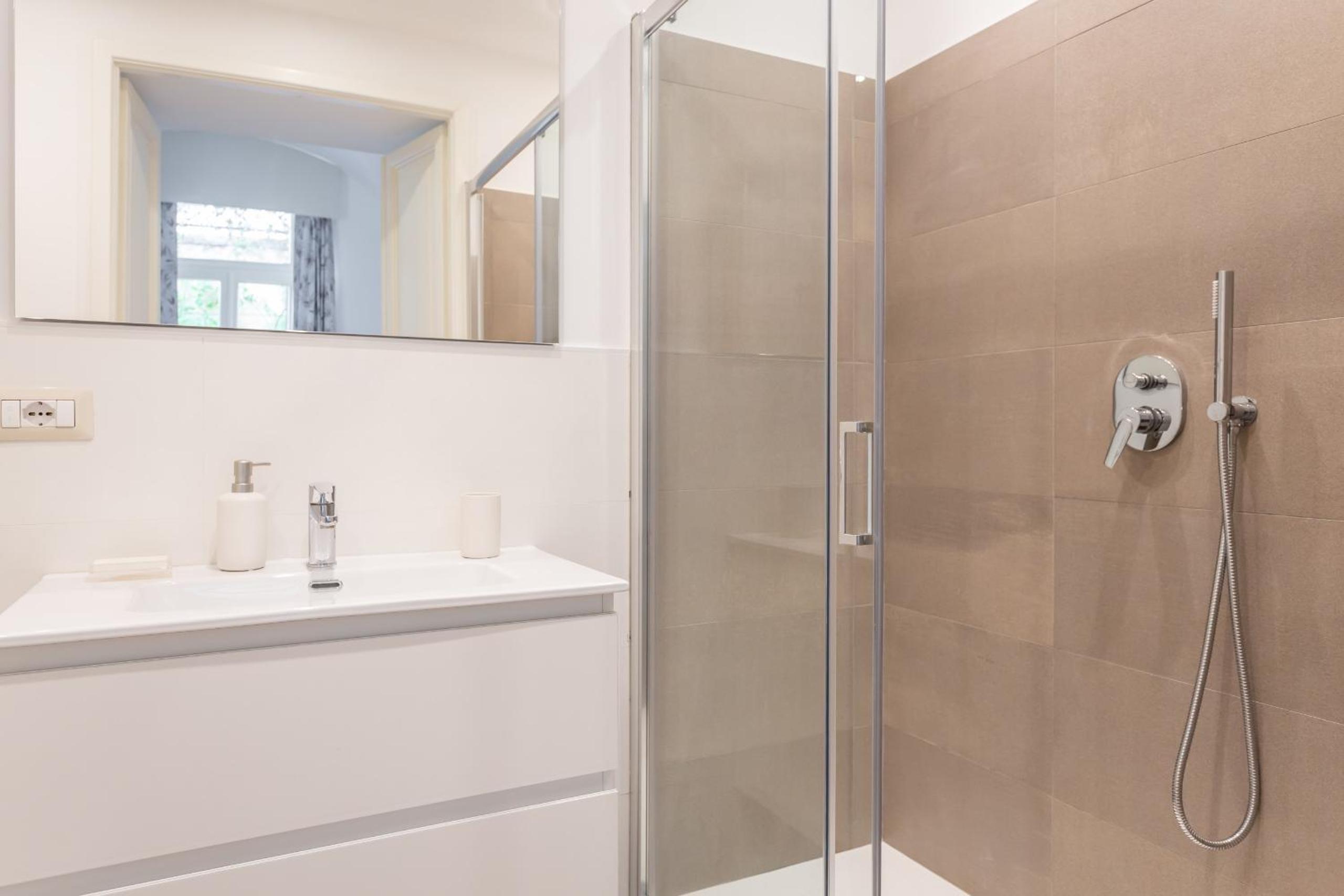 Prati 3BDR Urban Charm
