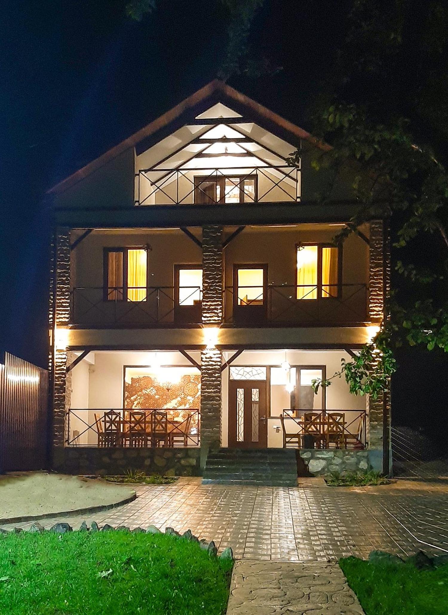 Yengibar's Family house