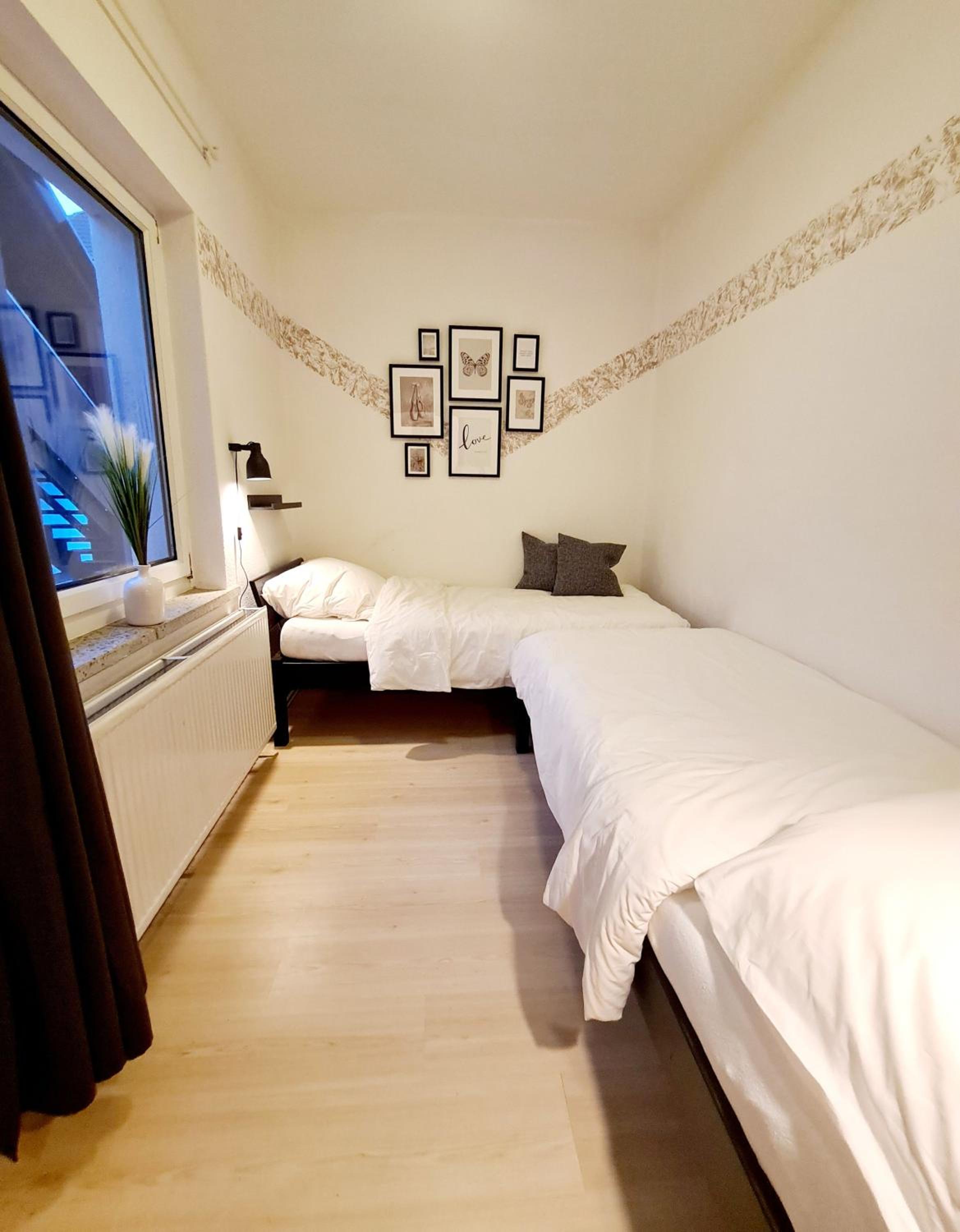 Villa West