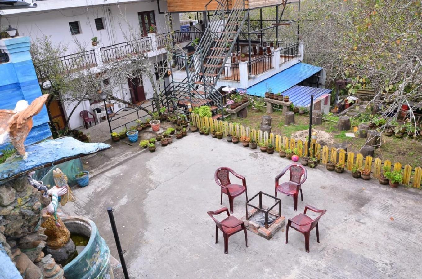 Aryasree homestay