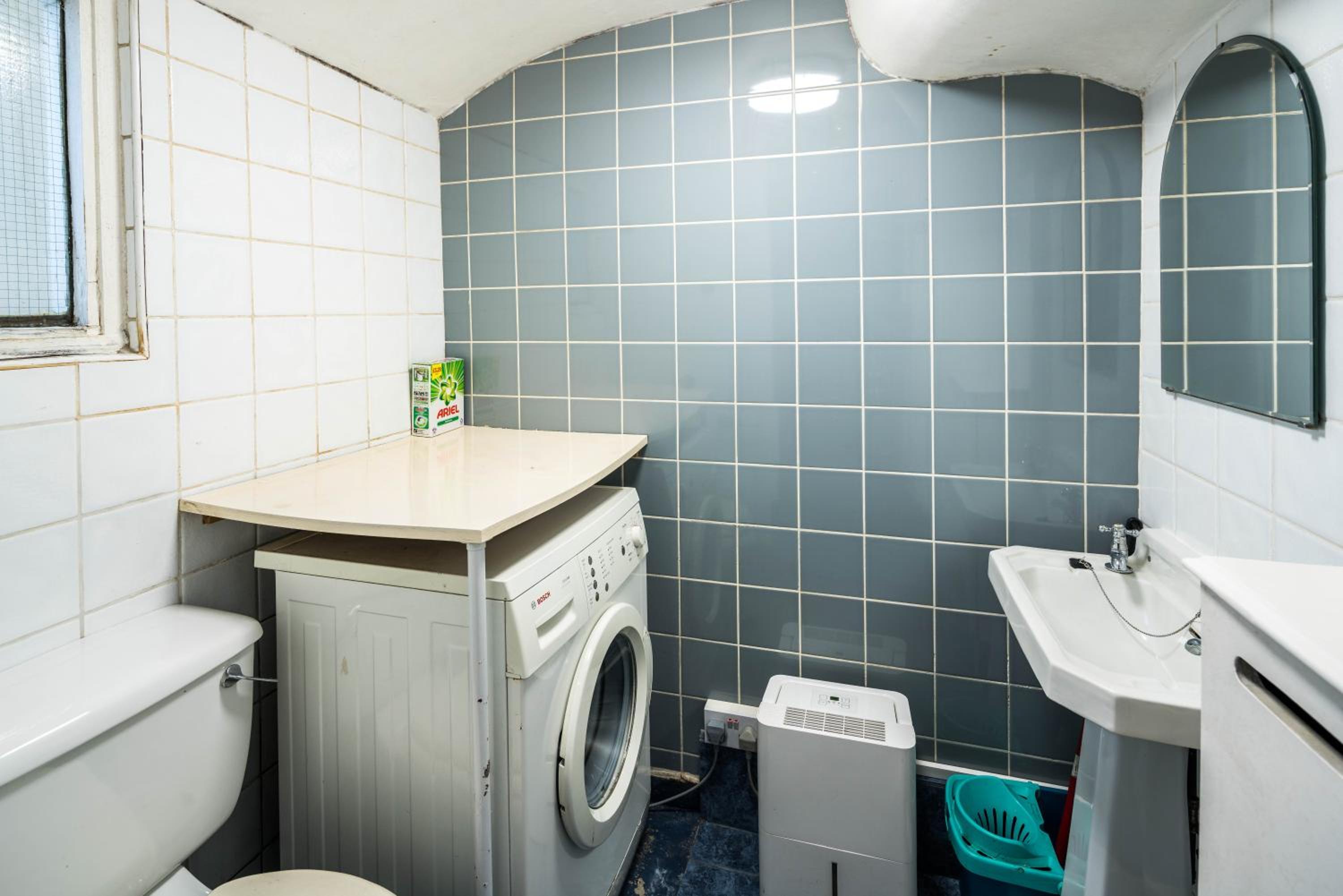 Spacious 1 bedroom / Gloucester Road / Harrods